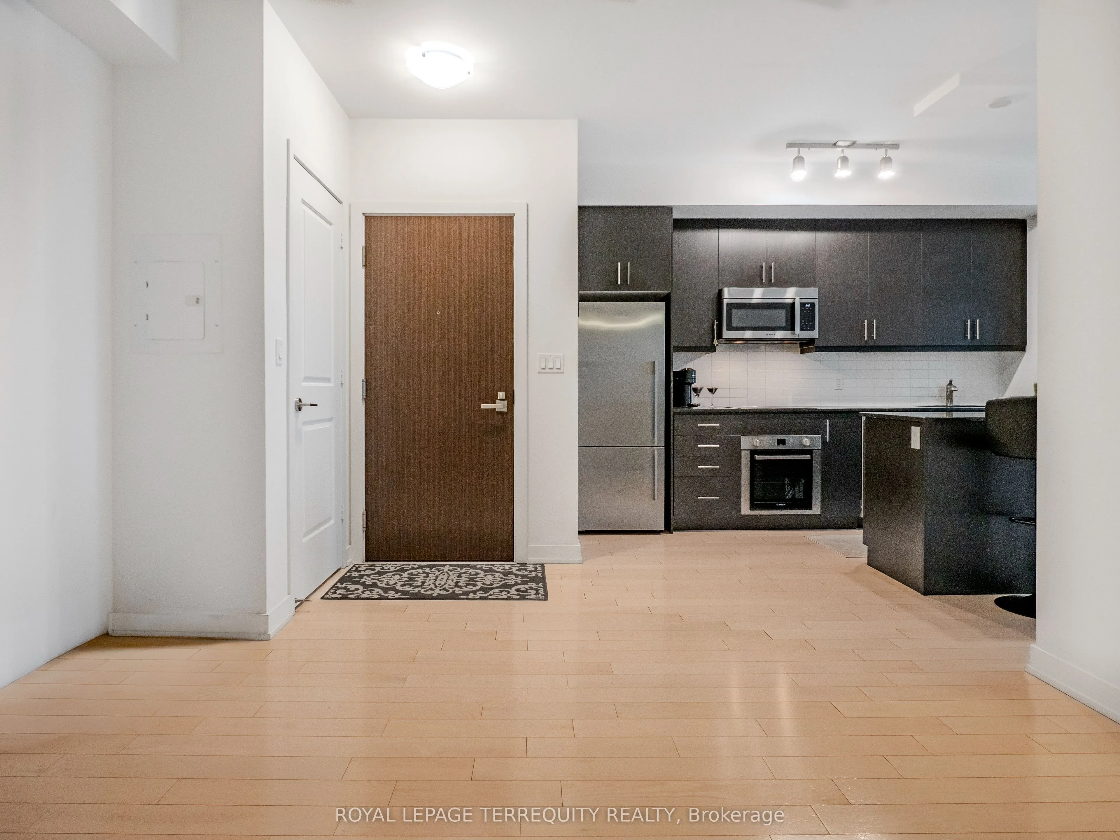 1 The Esplanade, #1009