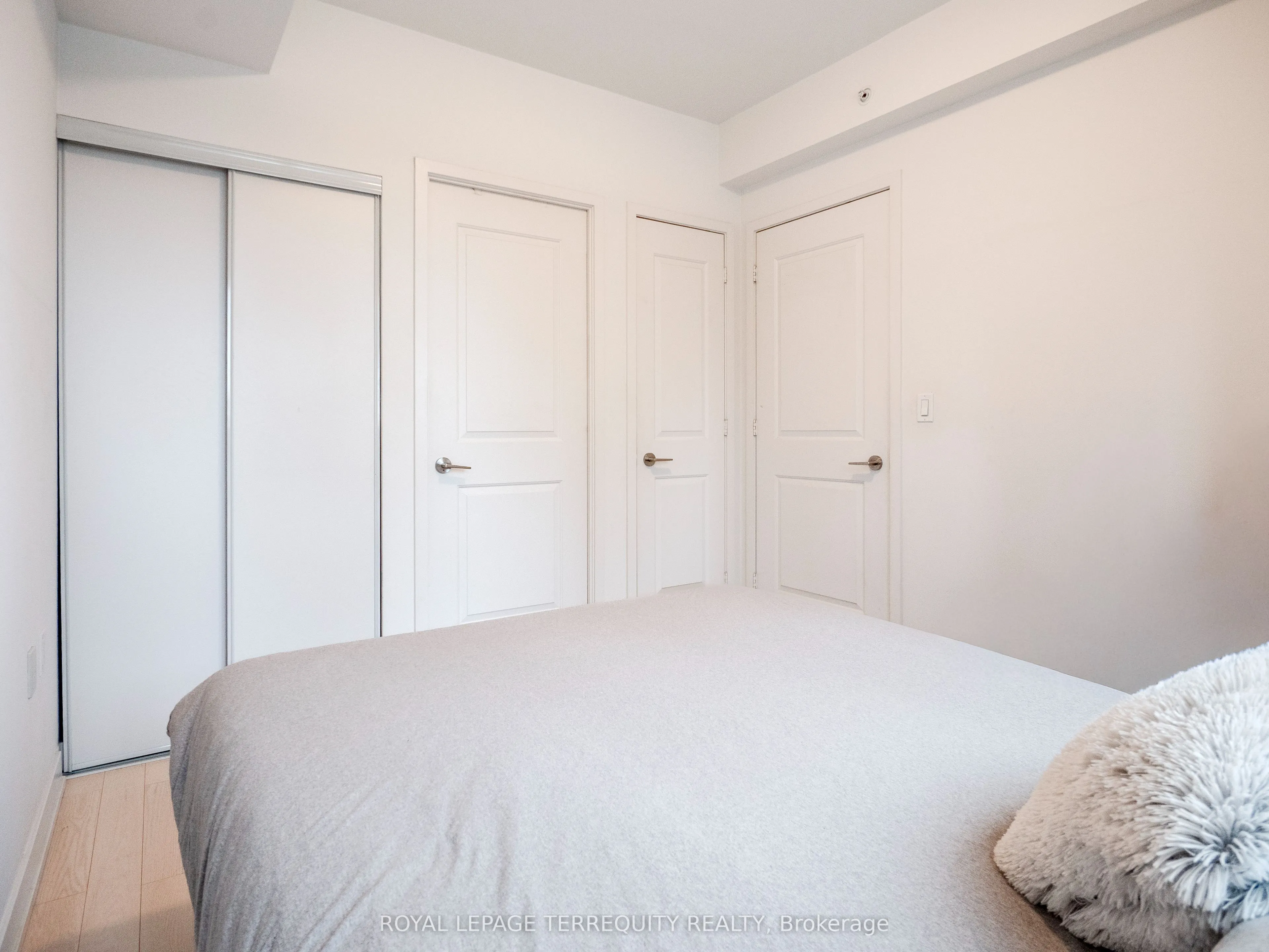 1 The Esplanade, #1009