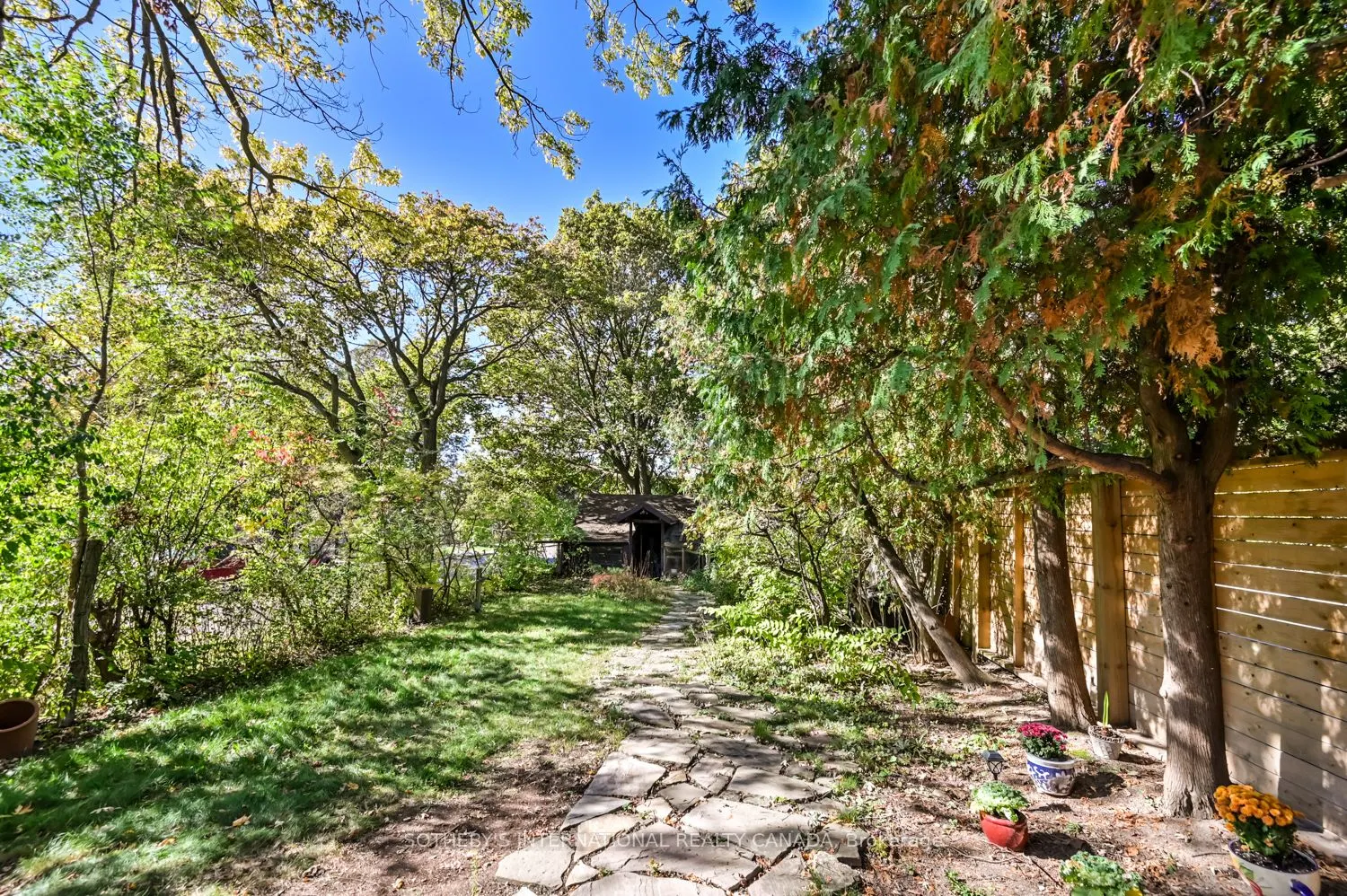 2 Wingate Place