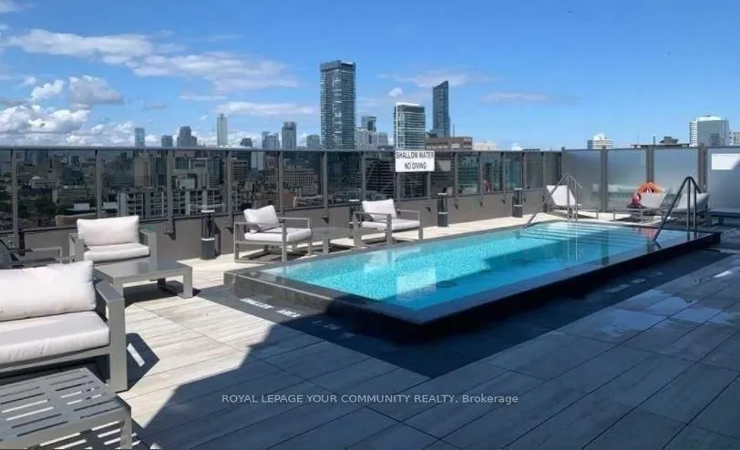 330 Richmond Street W, #2712