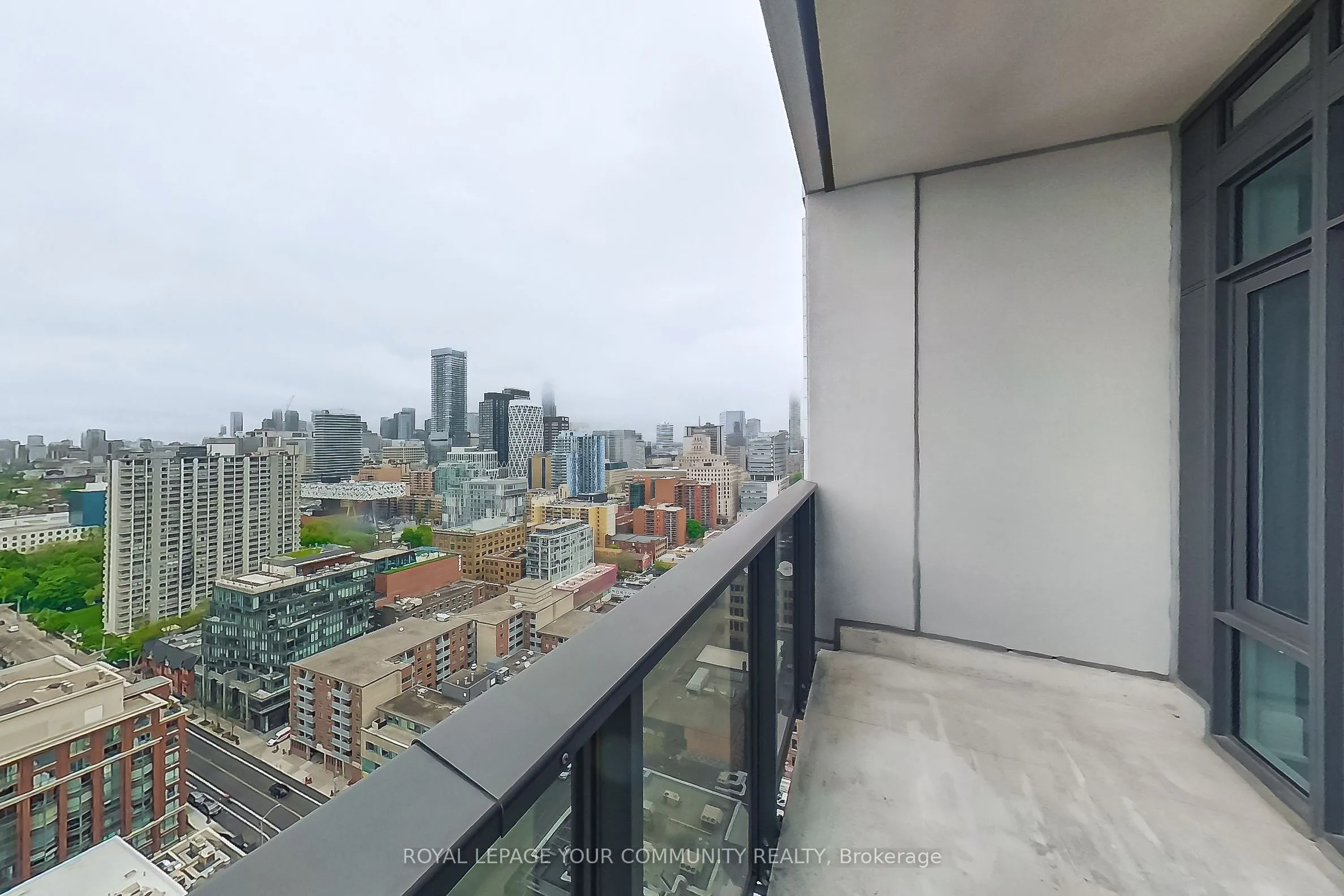 330 Richmond Street W, #2712