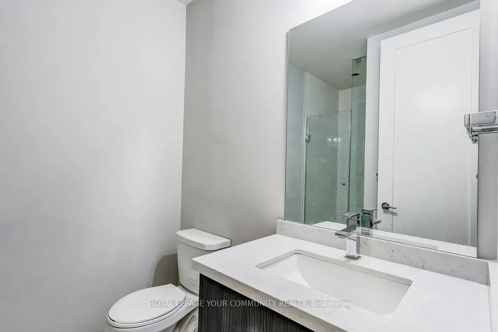 330 Richmond Street W, #2712