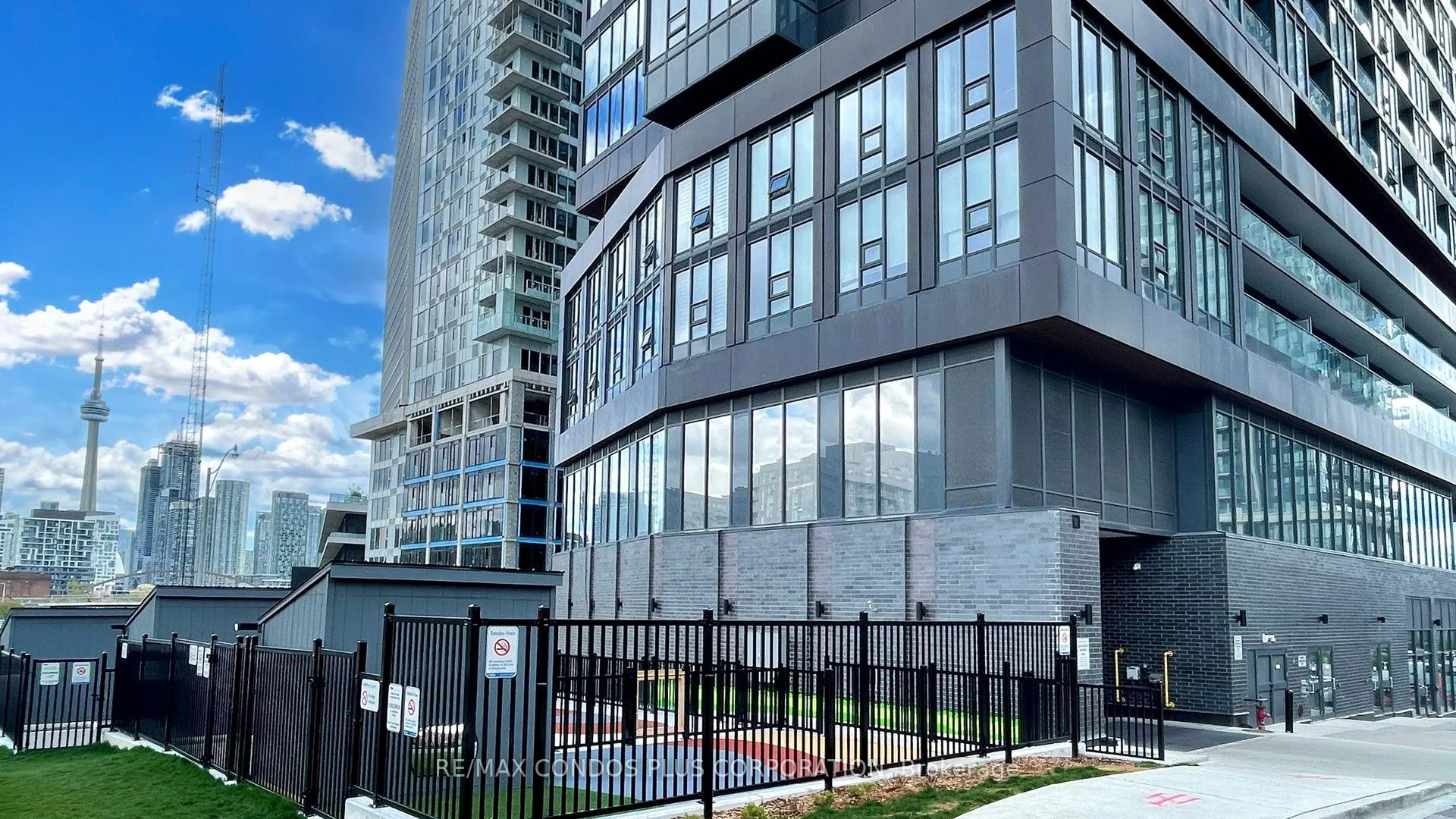 19 Western Battery Road, #1216