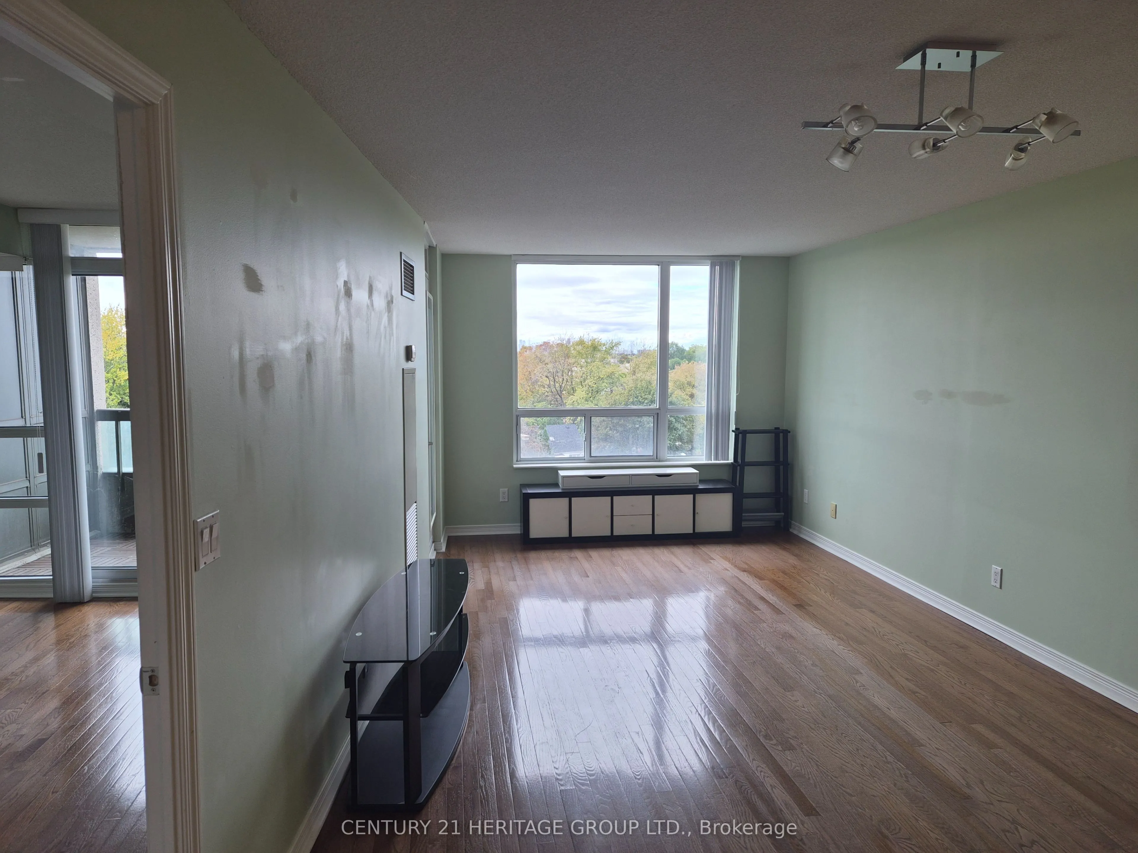503 Beecroft Road, #710