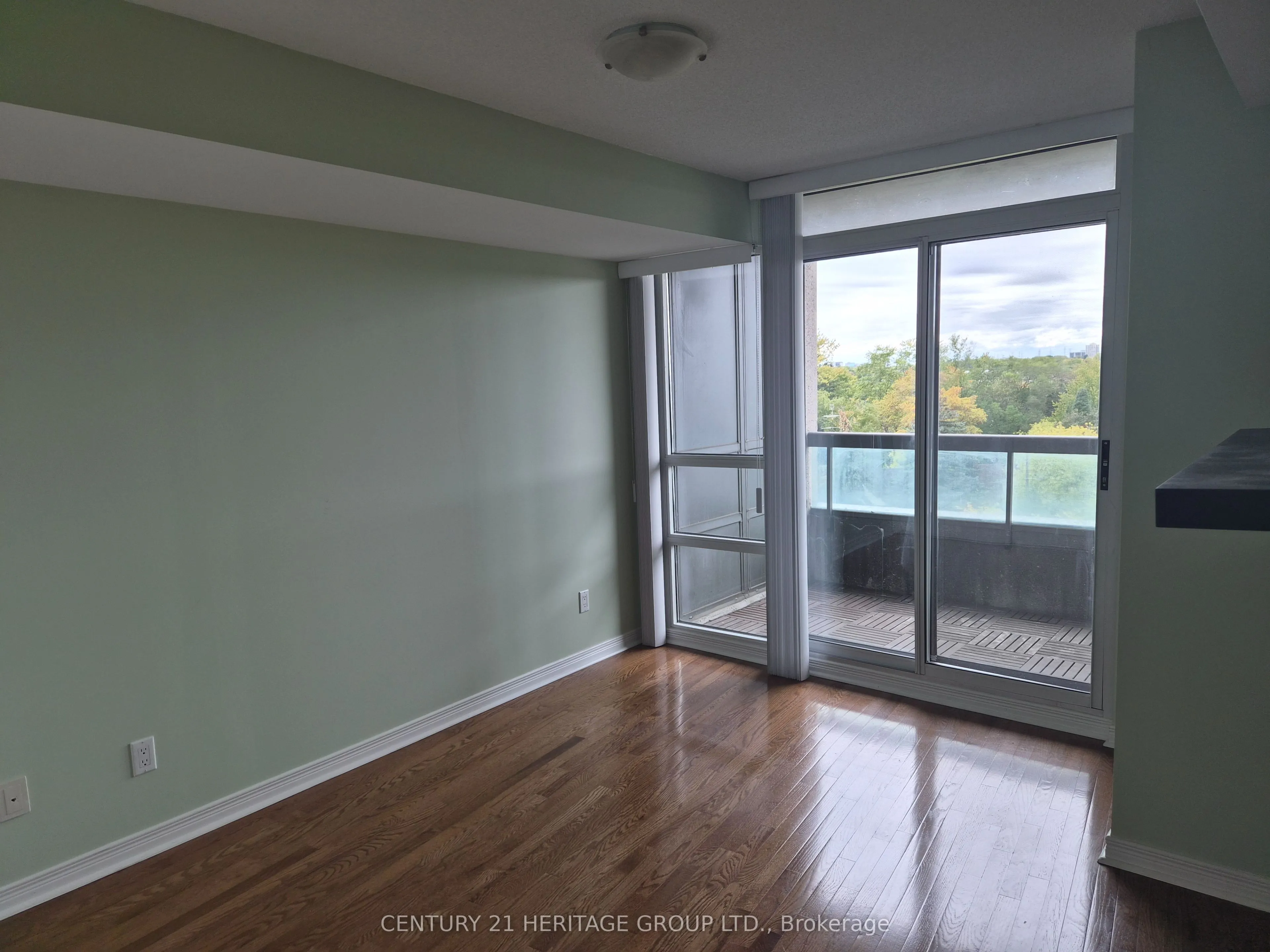 503 Beecroft Road, #710