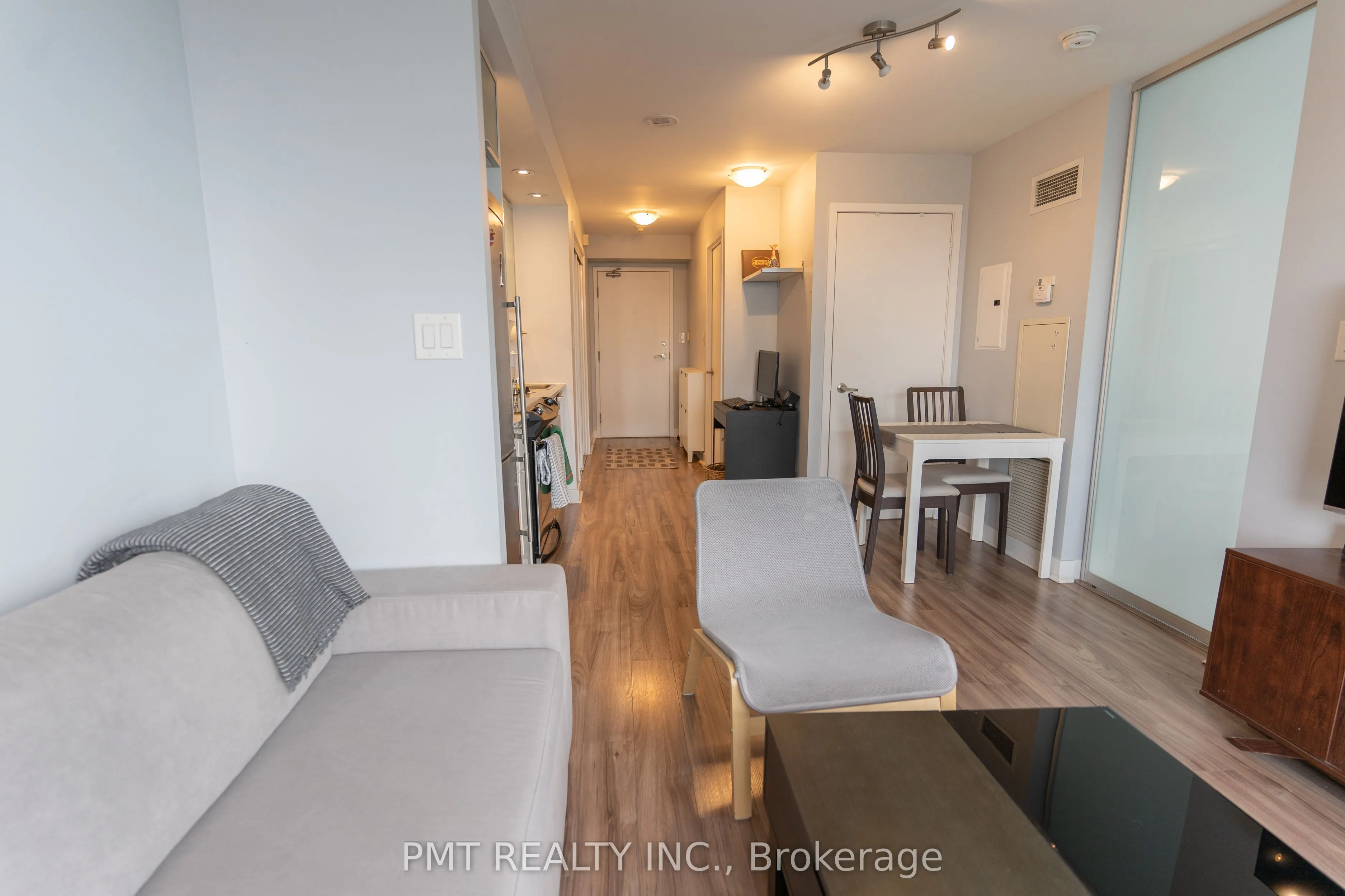 25 Telegram Mews, #5101