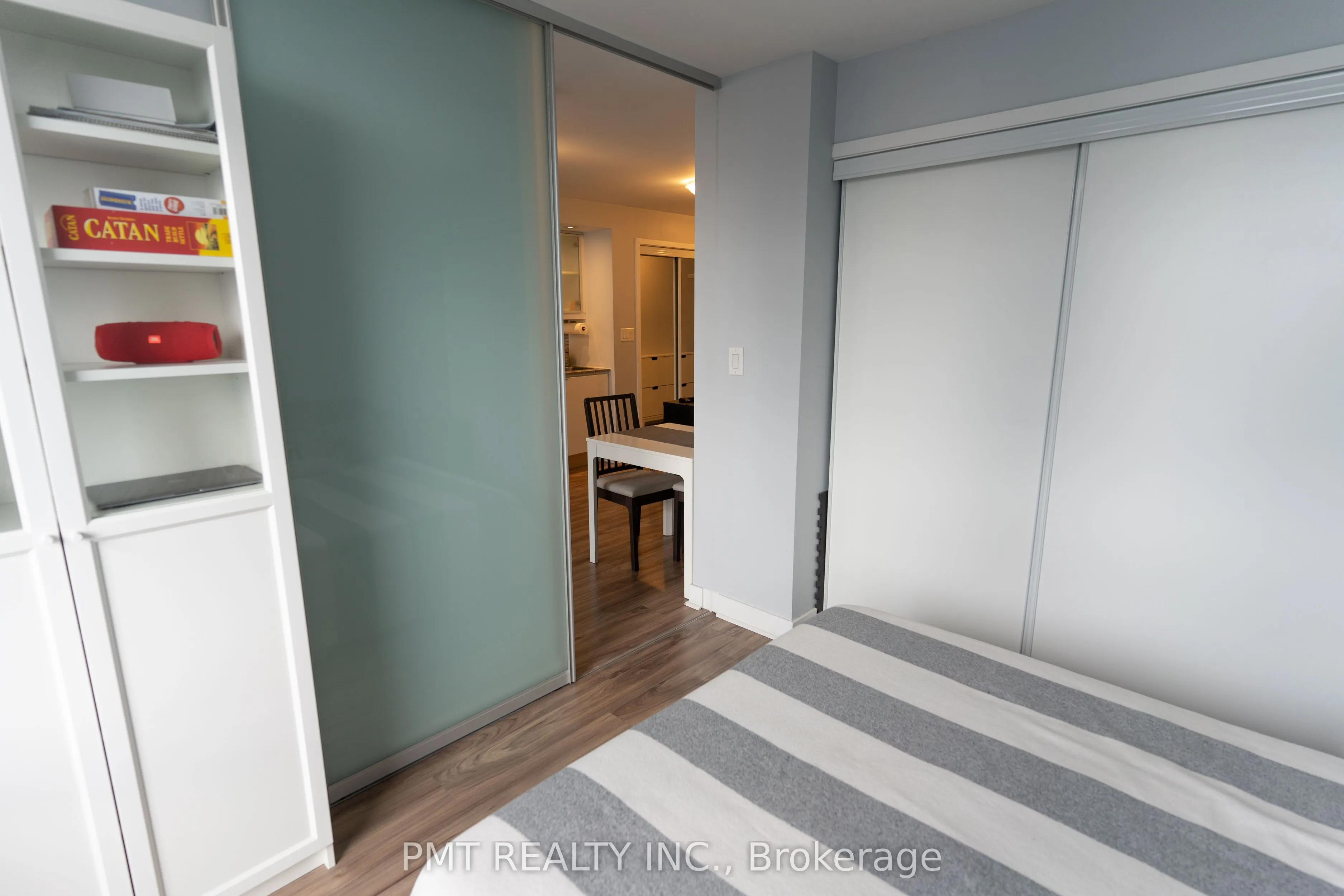 25 Telegram Mews, #5101