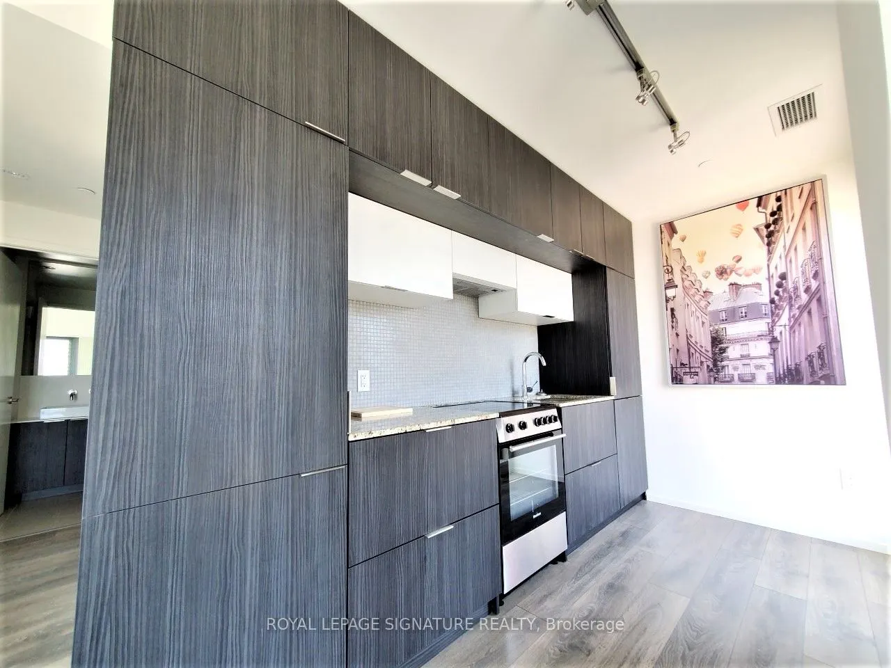 159 Dundas Street E, #2209