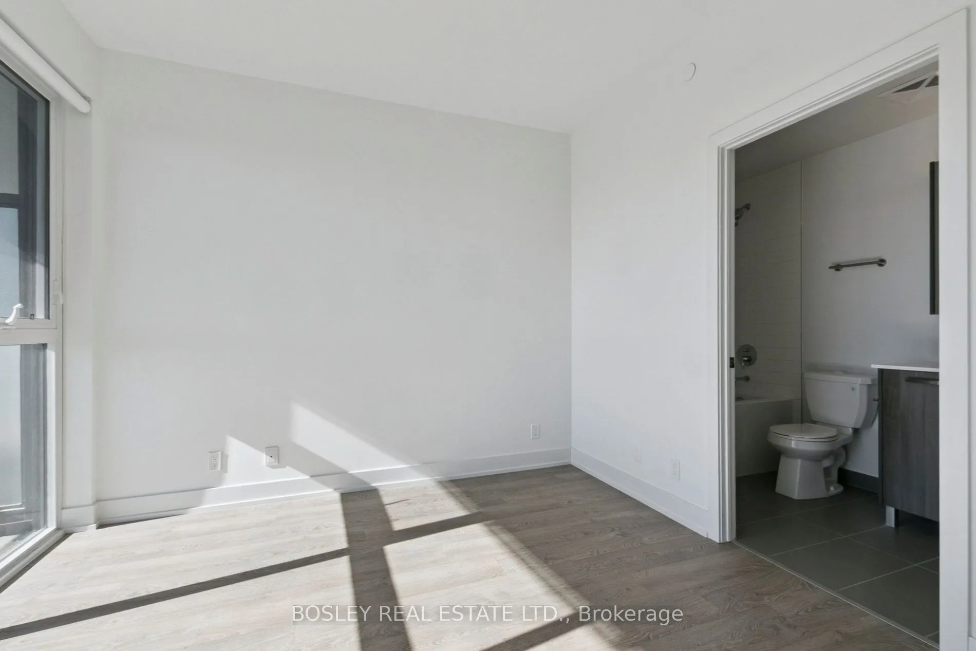 11 Lillian Street, #902