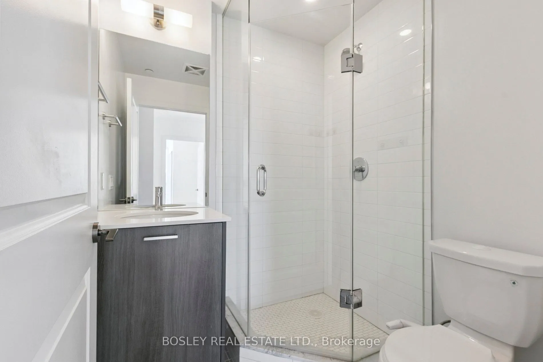 11 Lillian Street, #902