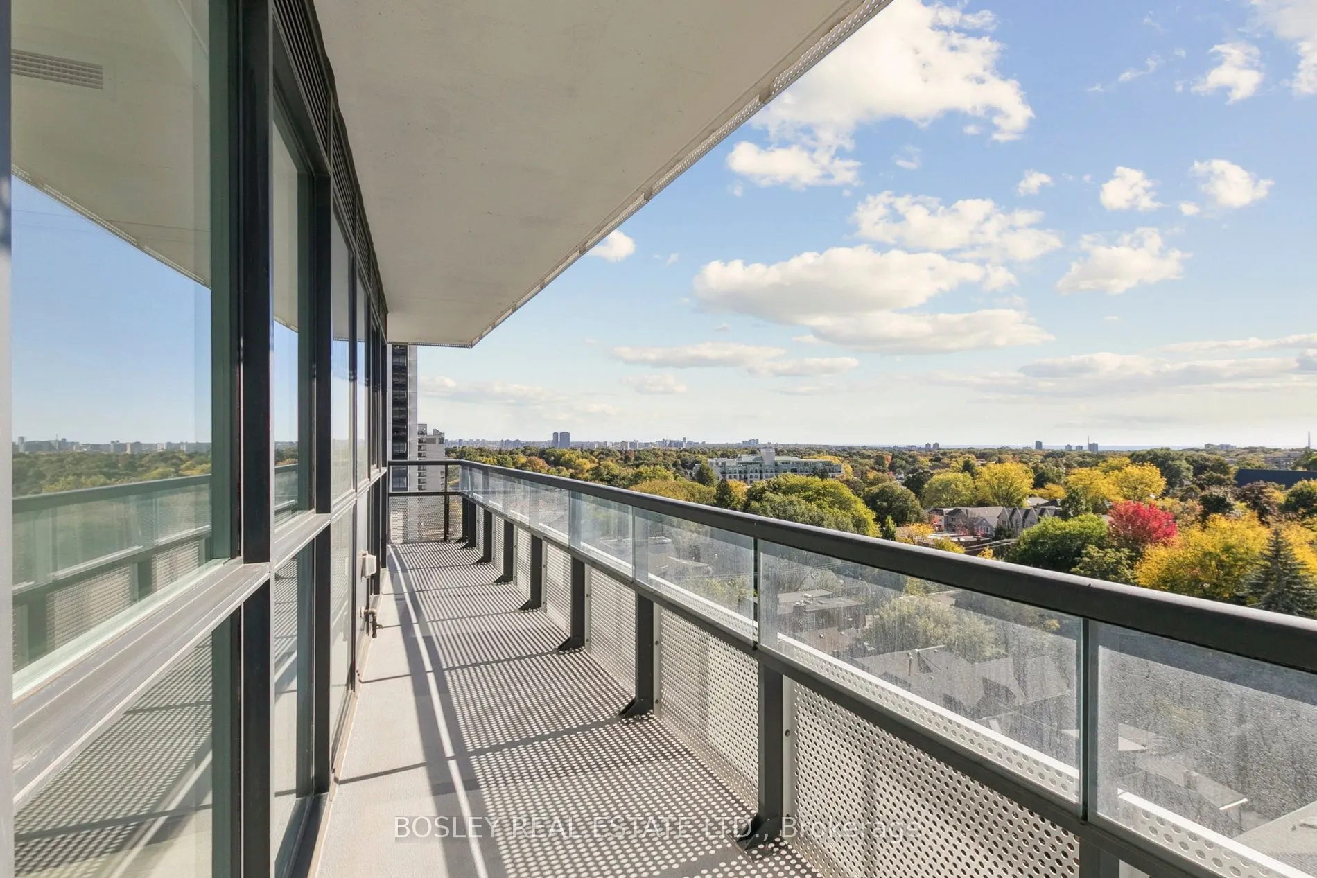 11 Lillian Street, #902