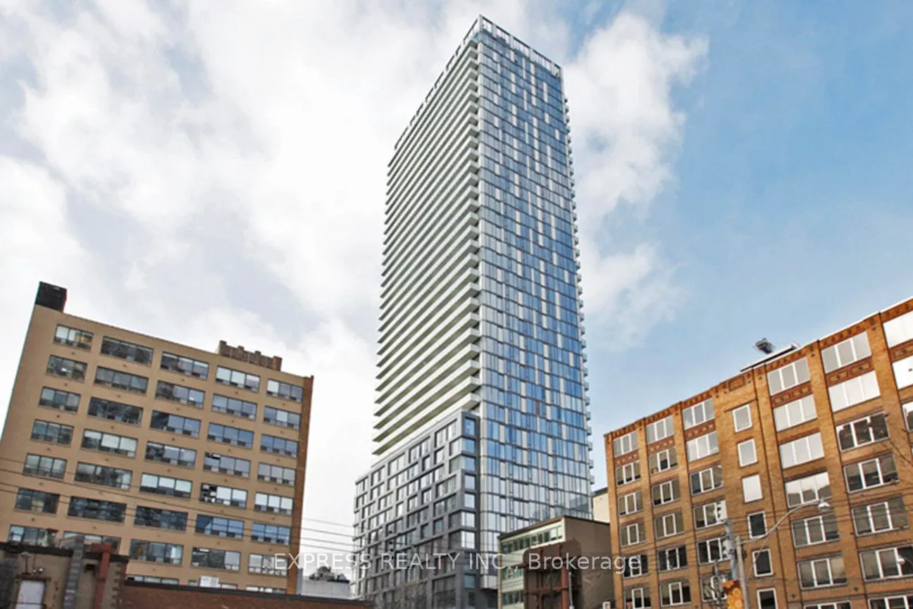 101 Peter Street, #409