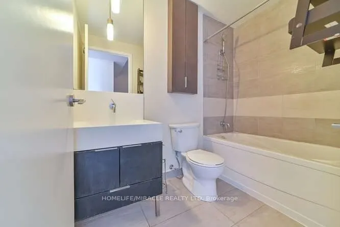 110 Charles Street E, #4108