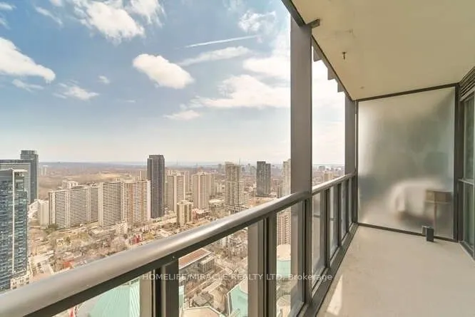 110 Charles Street E, #4108