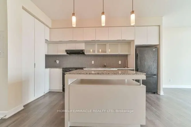 110 Charles Street E, #4108