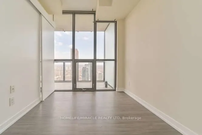 110 Charles Street E, #4108