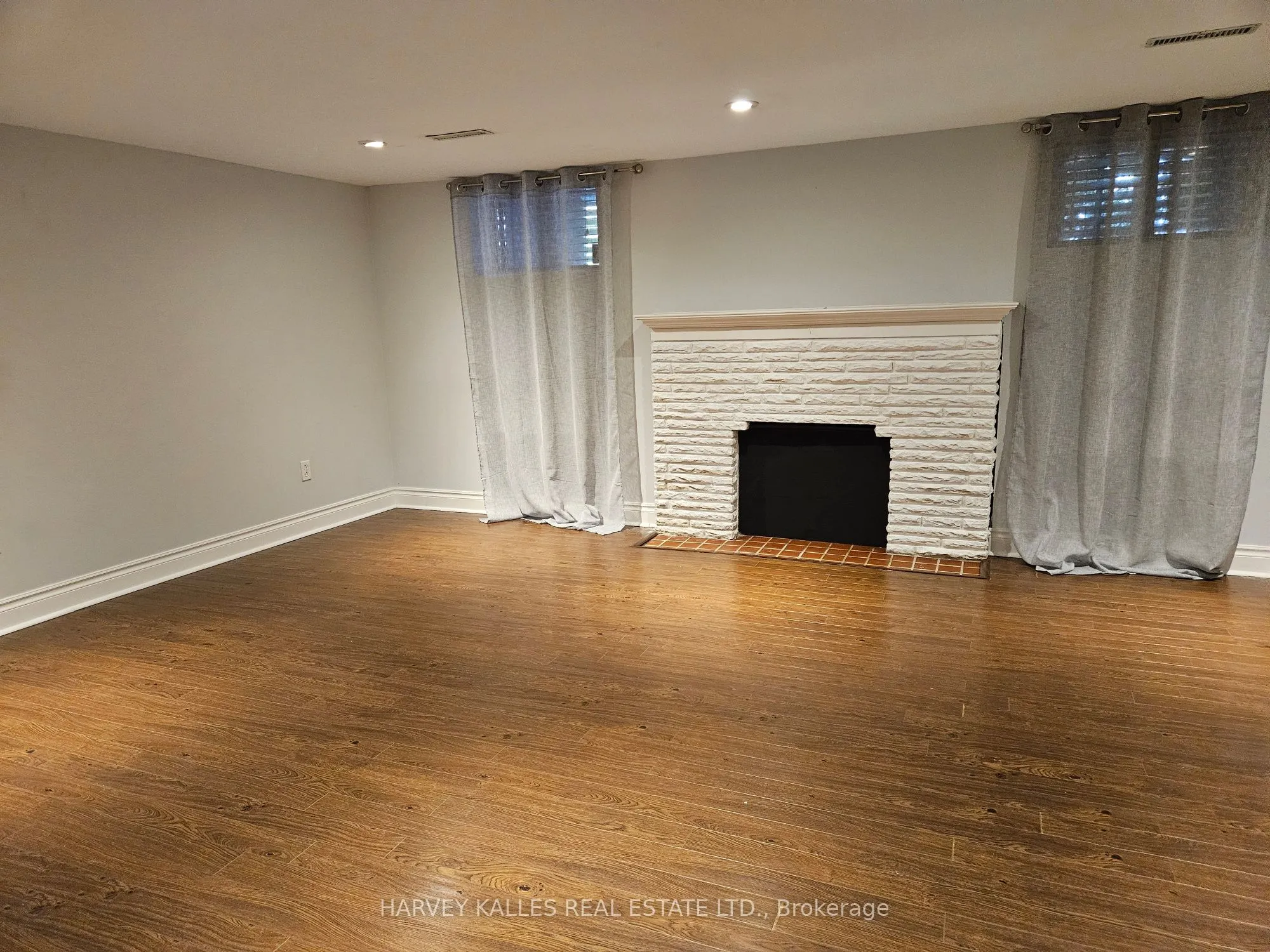 85 Lanark Avenue, #Lower