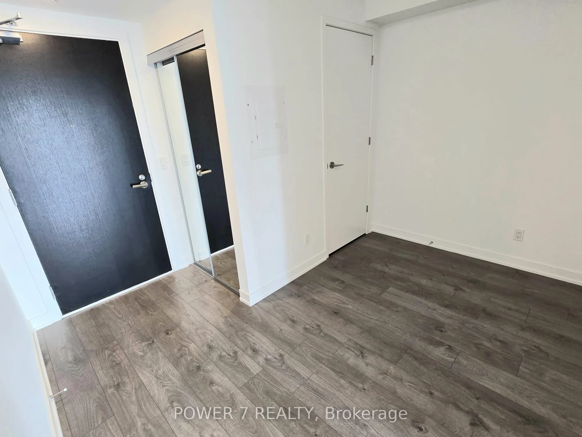 501 Yonge Street, #3511