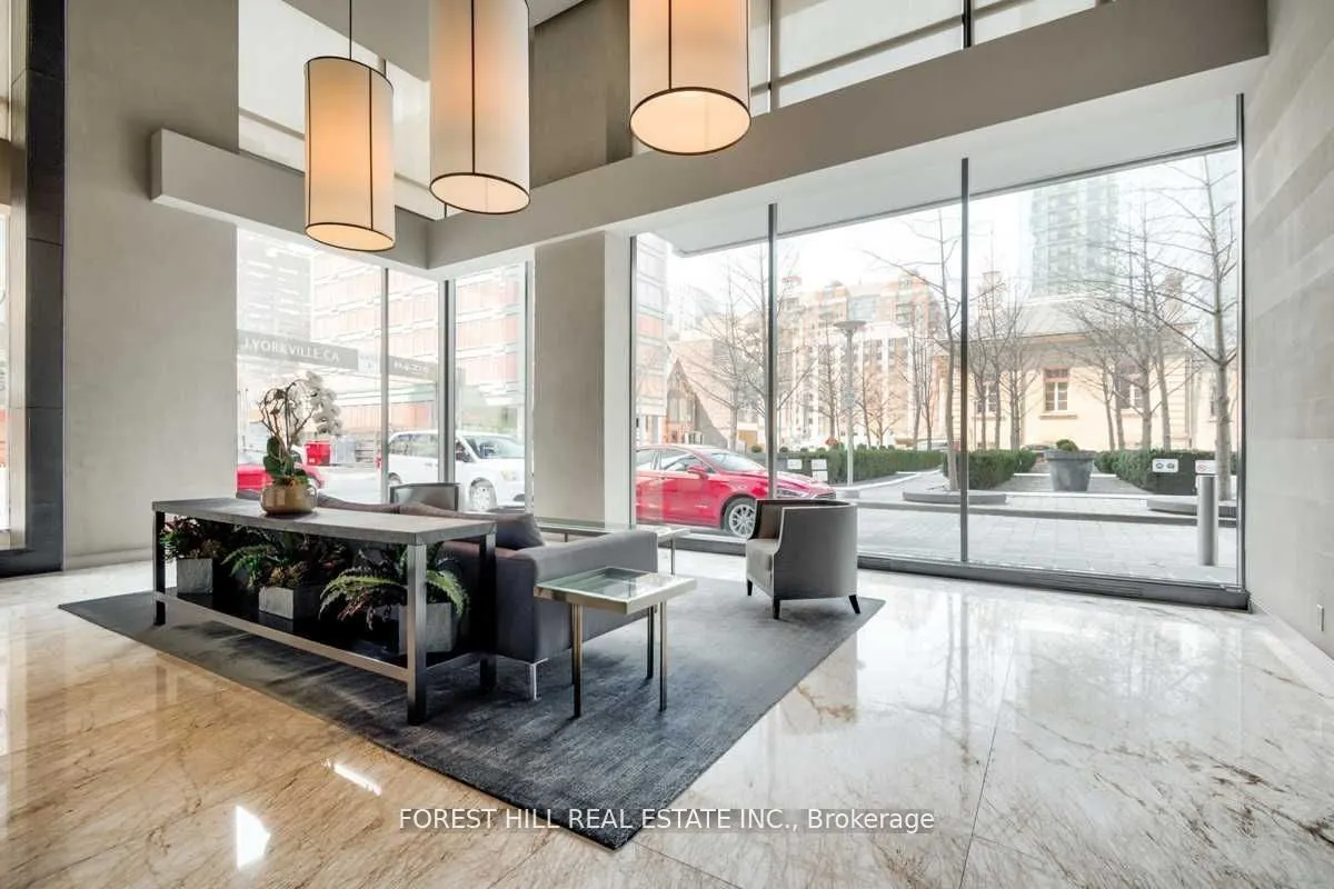 18 YORKVILLE Avenue