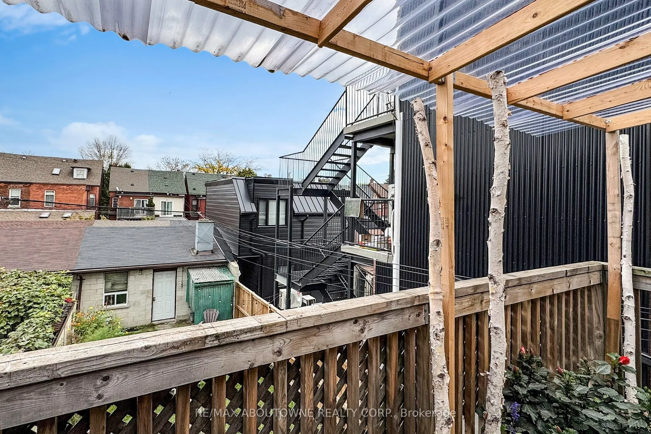515 Ossington Avenue