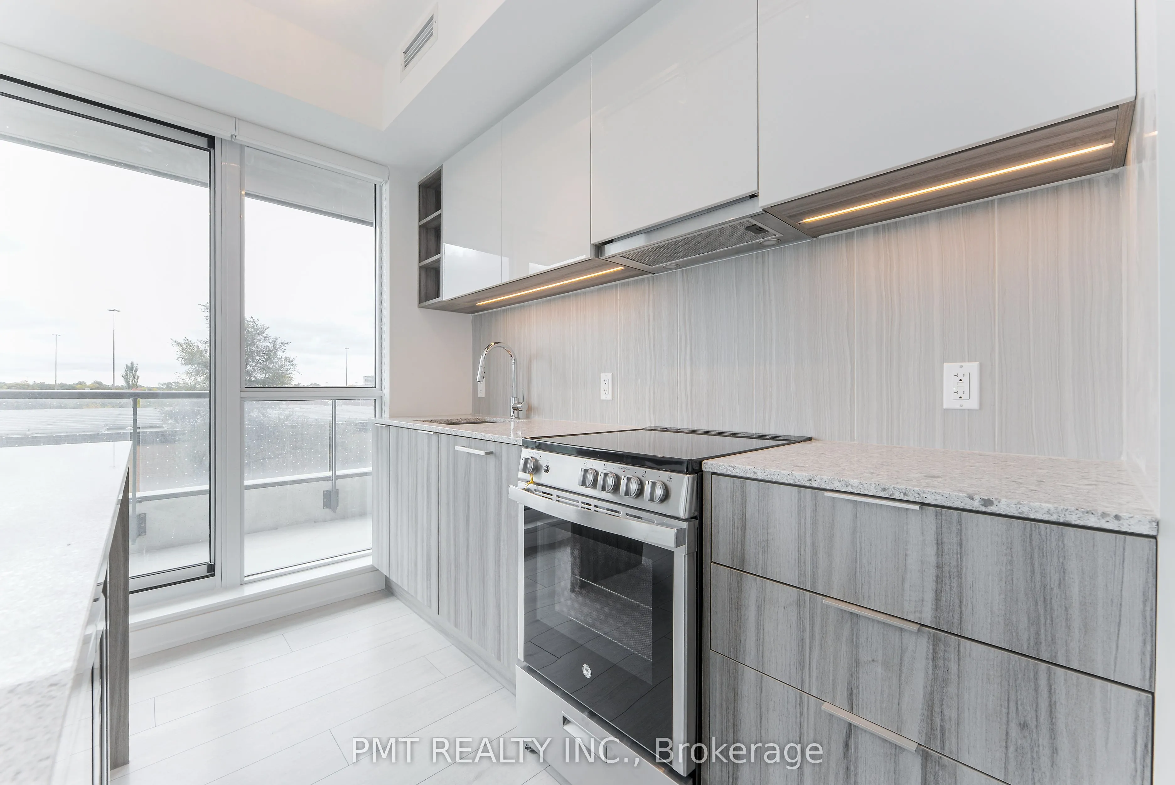 31 Tippett Road, #301