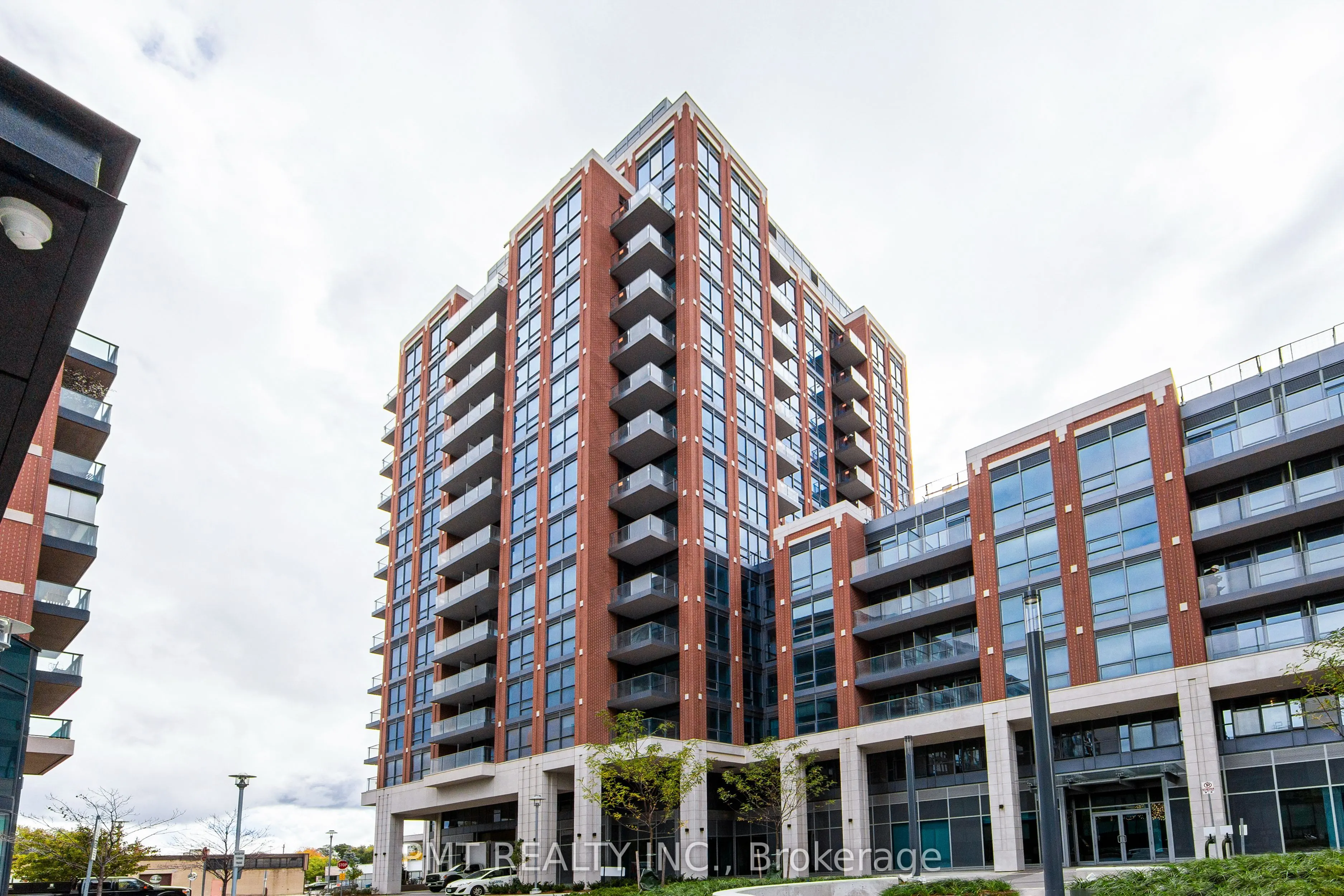 31 Tippett Road, #301