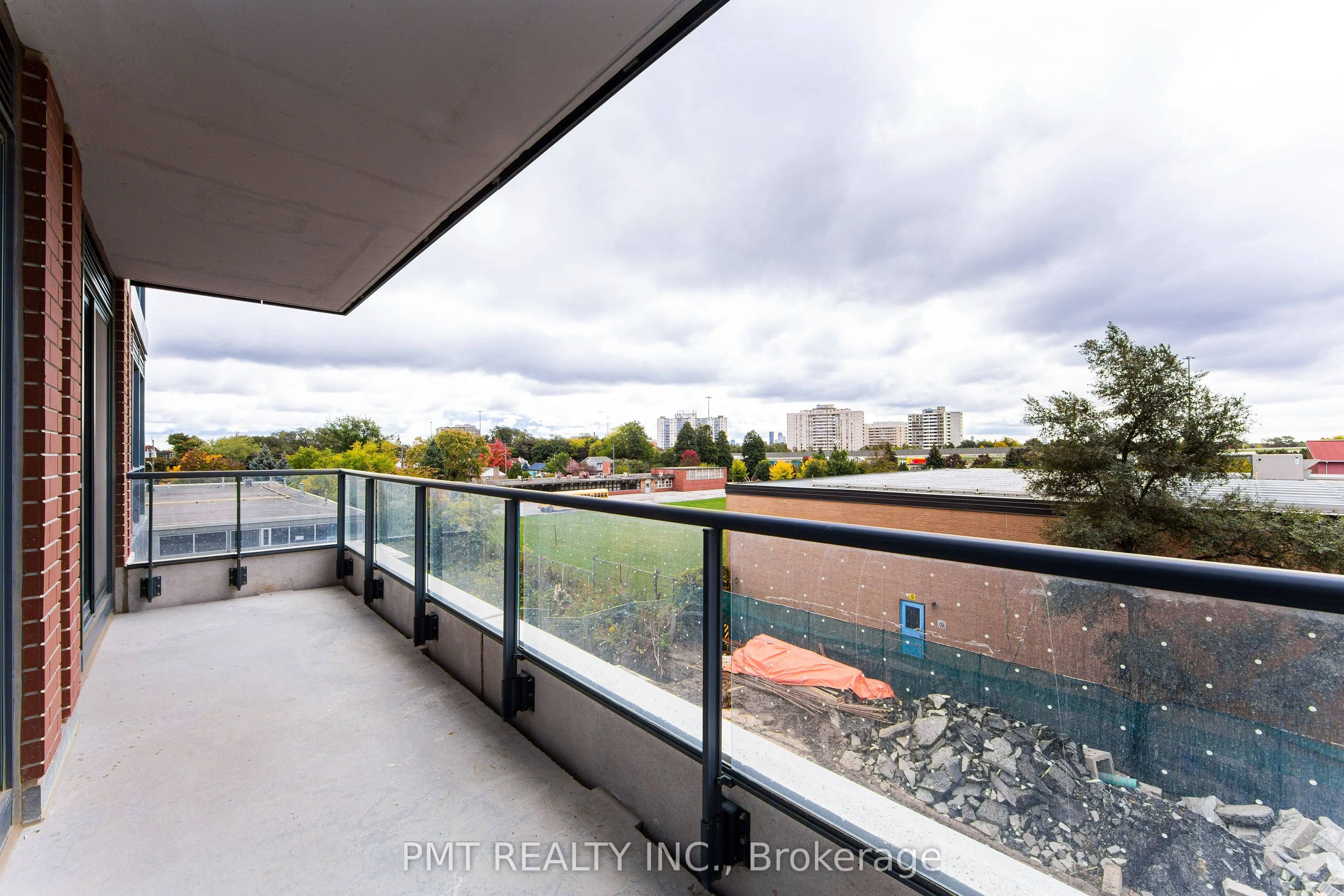 31 Tippett Road, #301