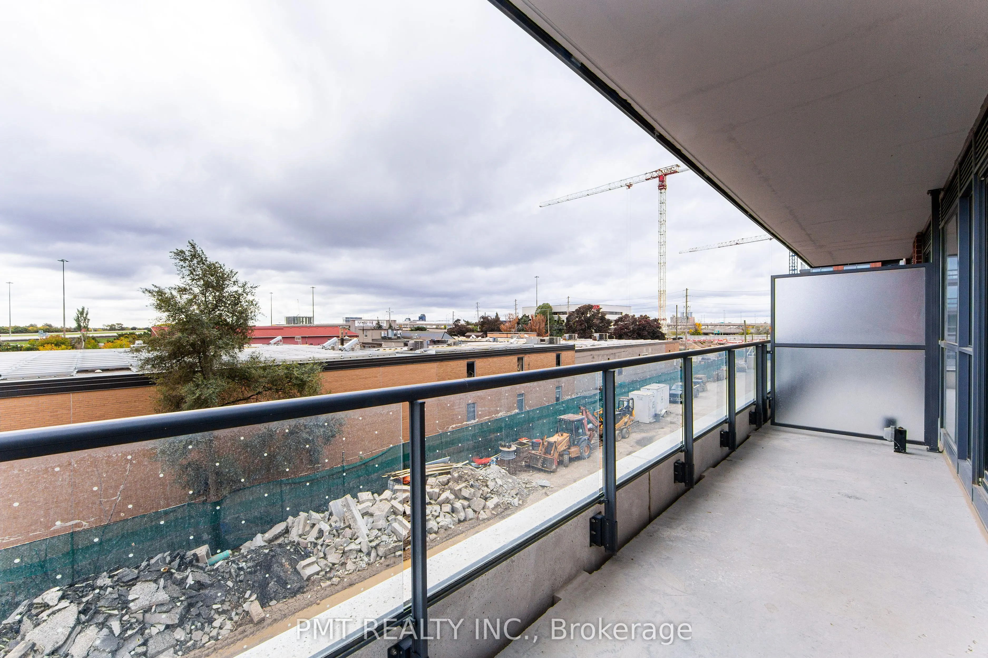 31 Tippett Road, #301
