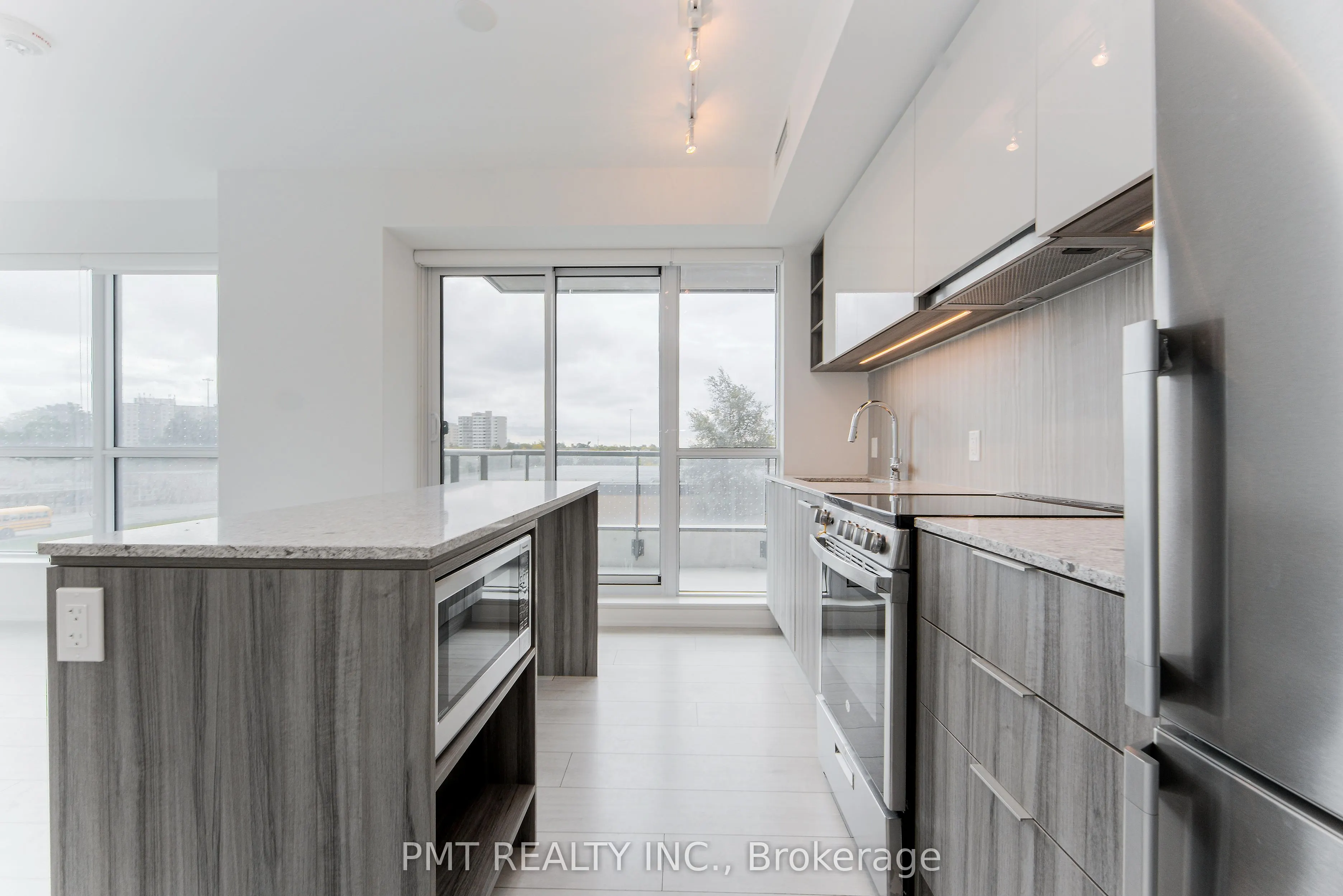 31 Tippett Road, #301
