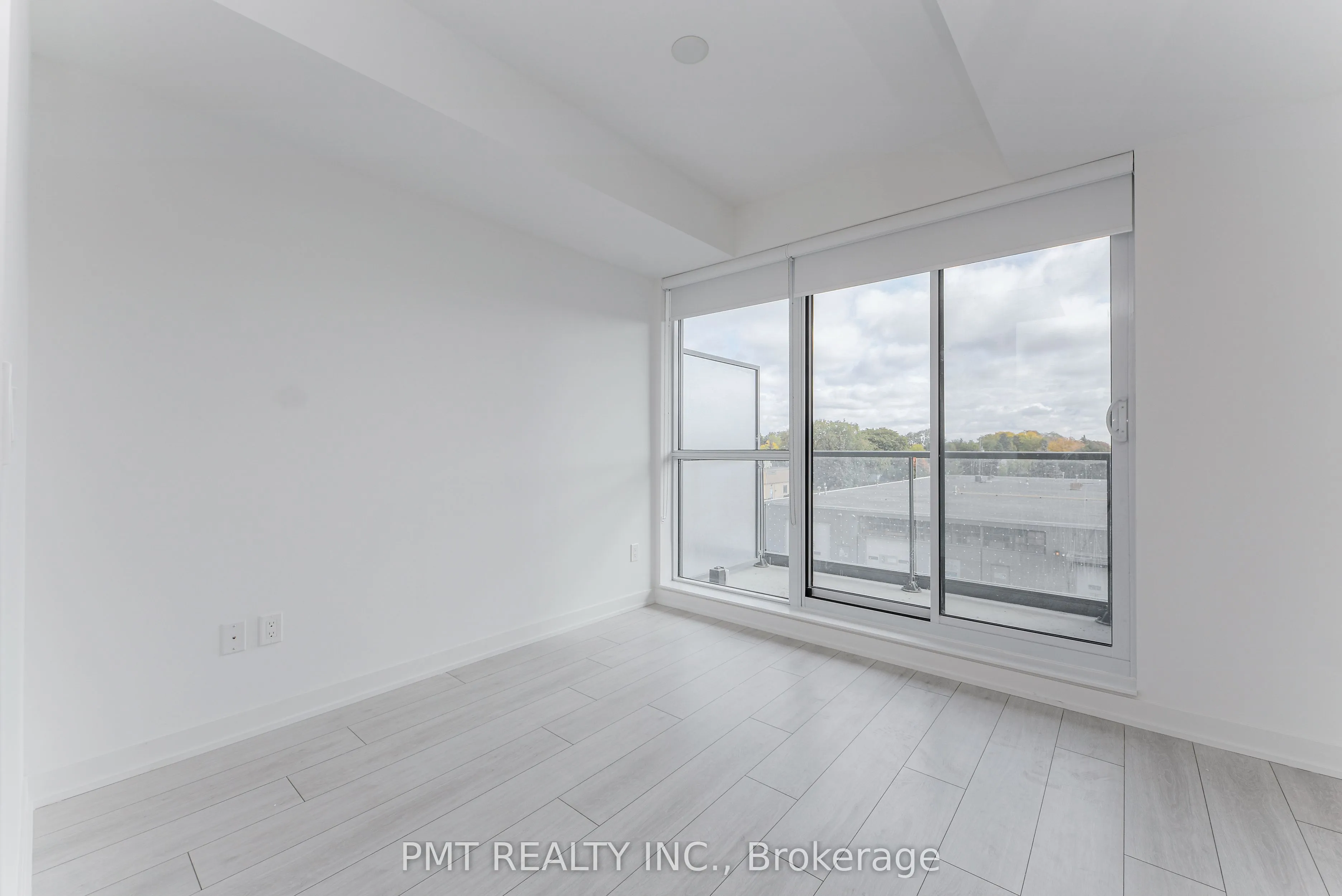 31 Tippett Road, #301