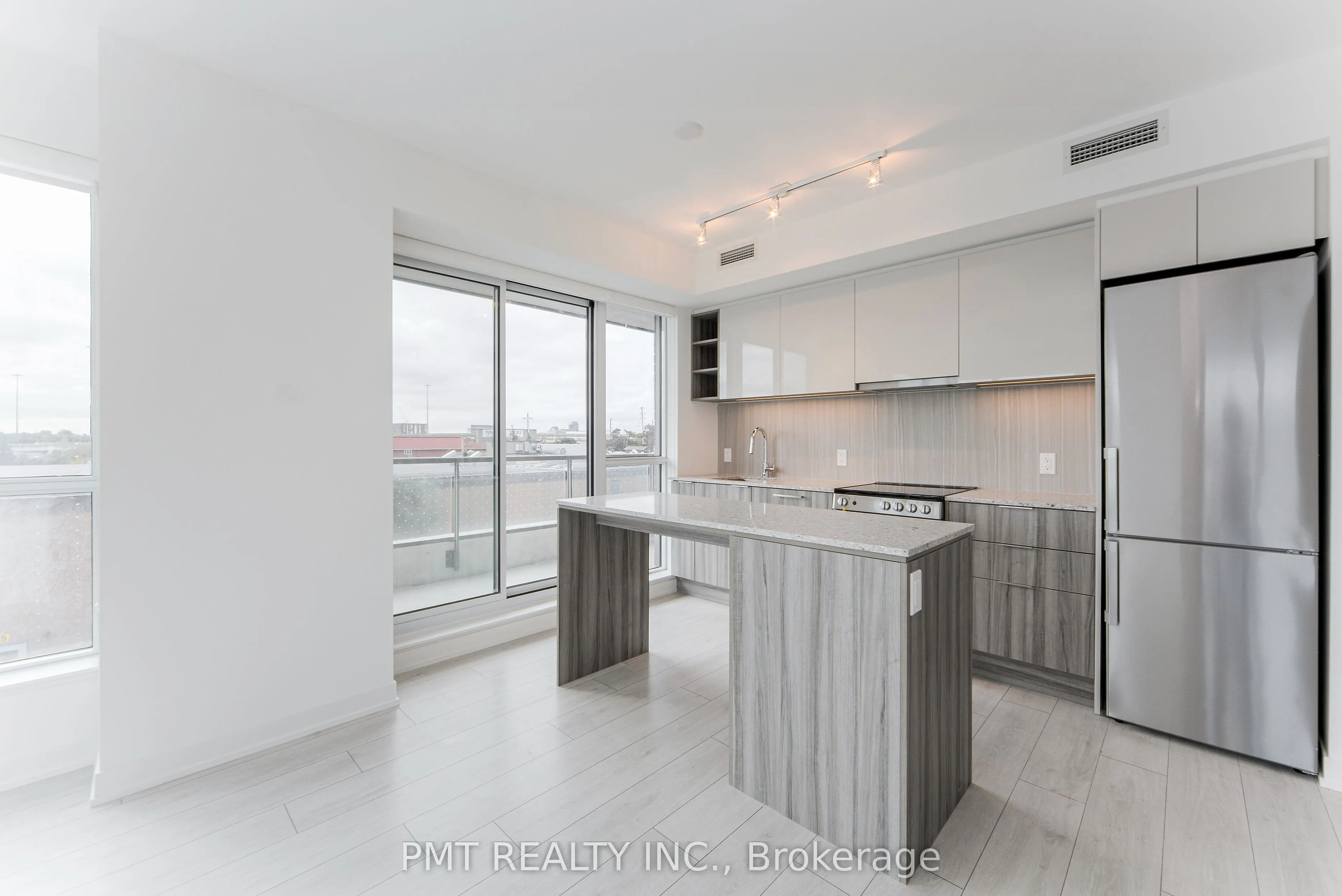31 Tippett Road, #301