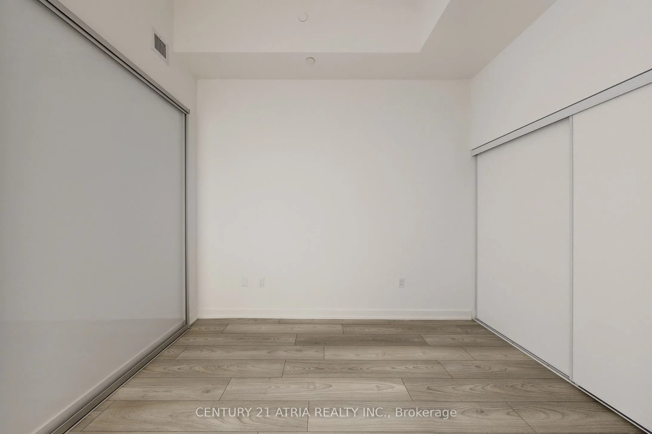 110 Broadway Avenue, #411
