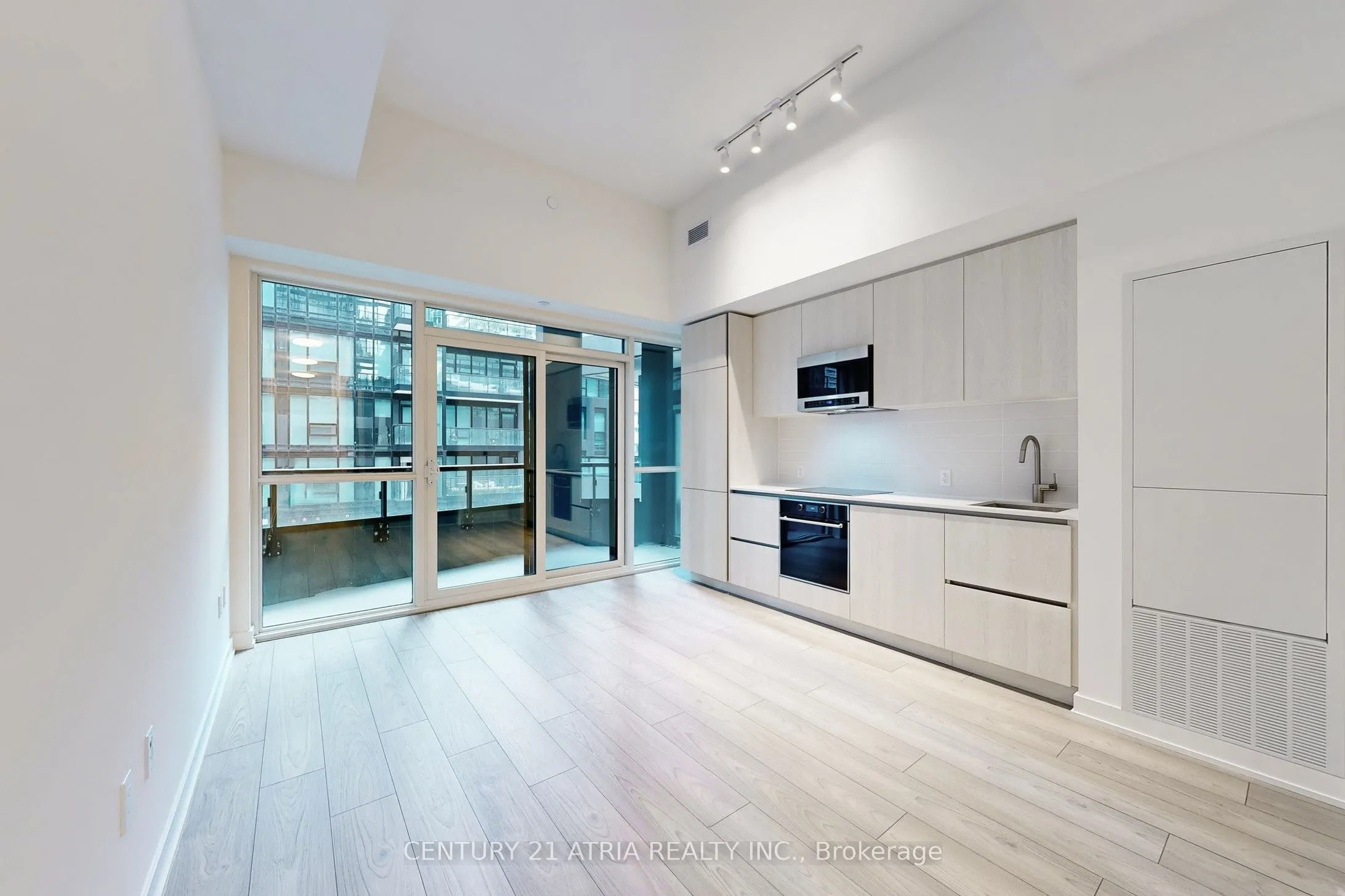 110 Broadway Avenue, #411