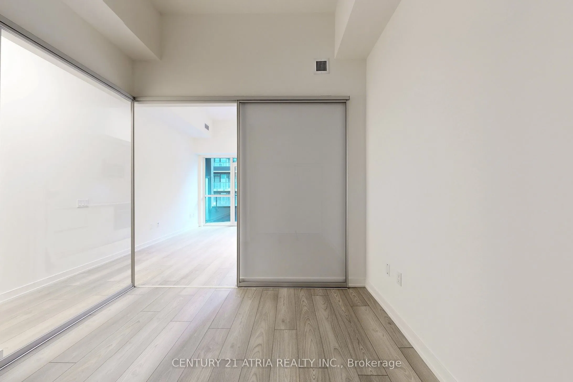 110 Broadway Avenue, #411