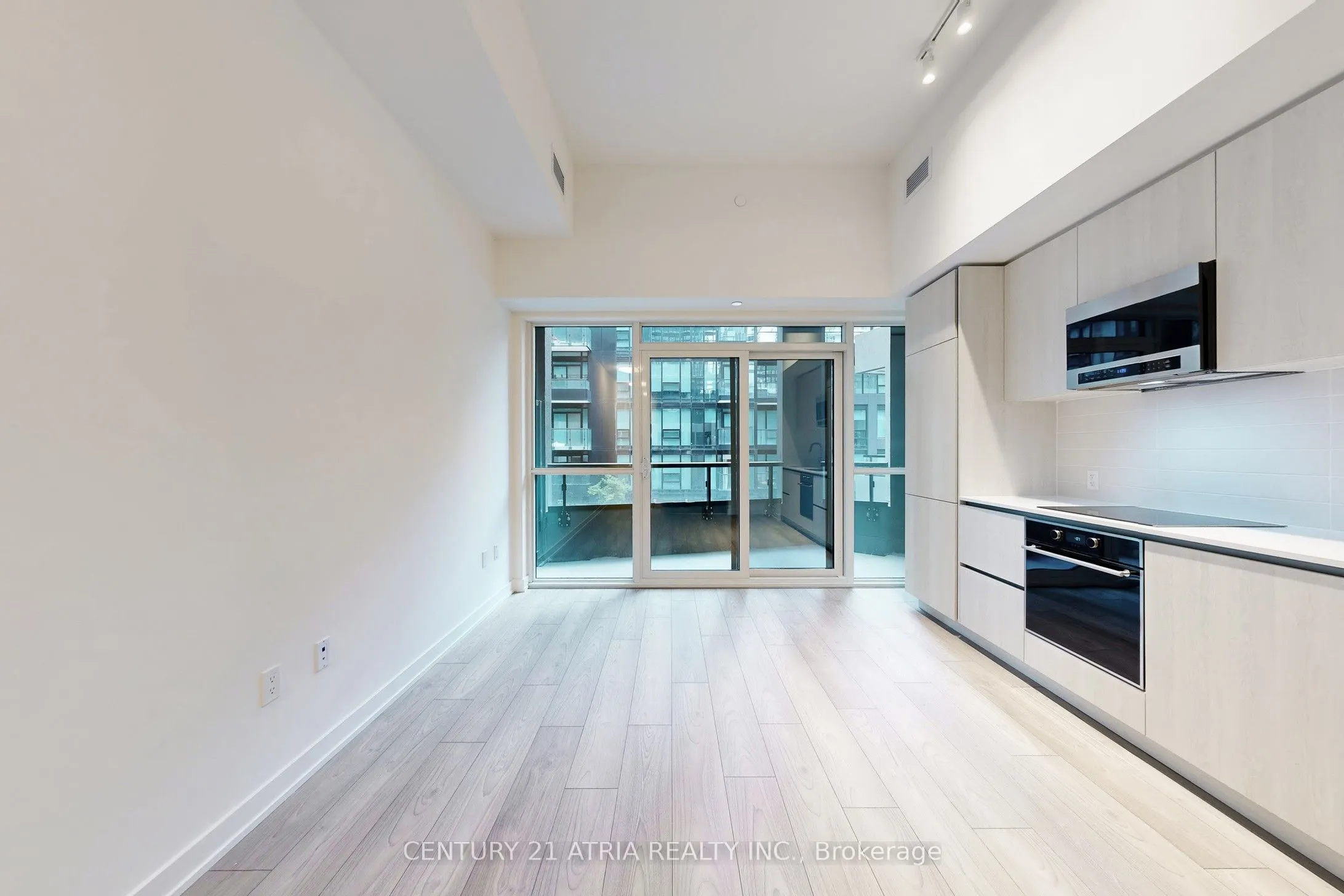 110 Broadway Avenue, #411