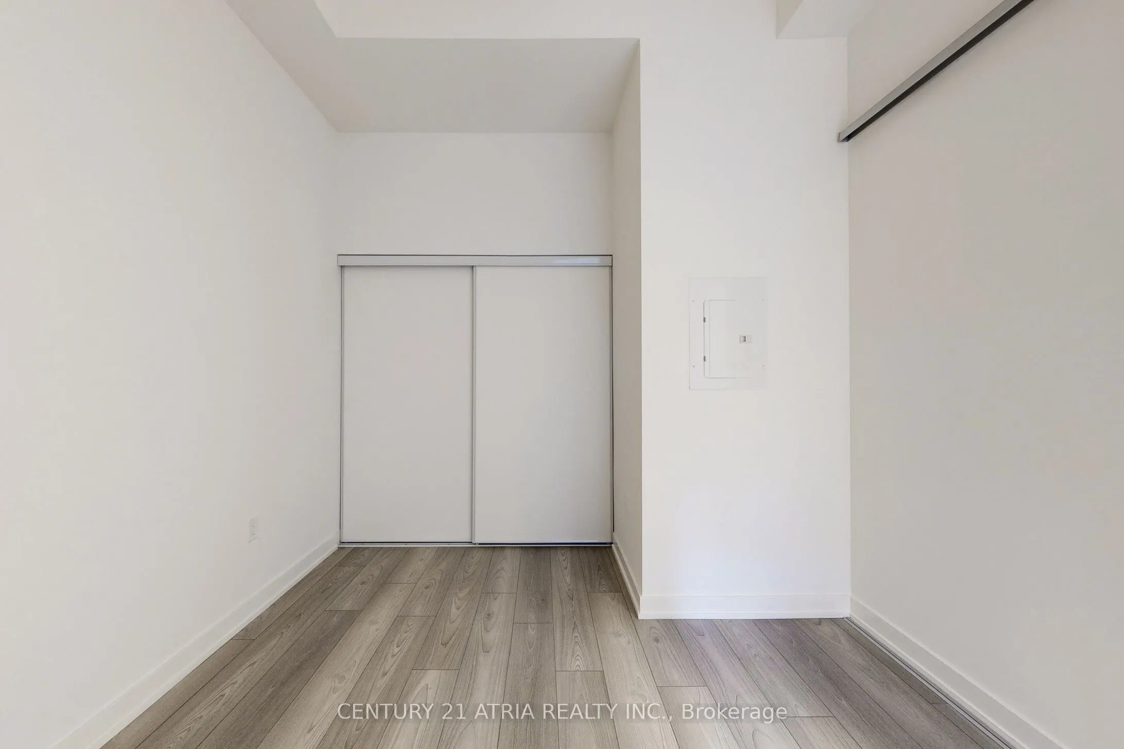110 Broadway Avenue, #411