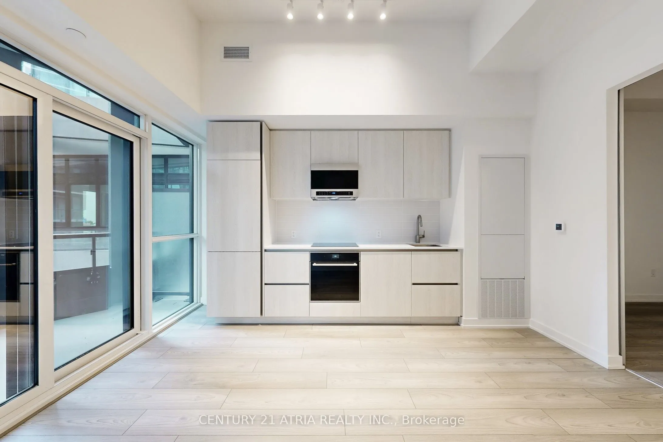 110 Broadway Avenue, #411