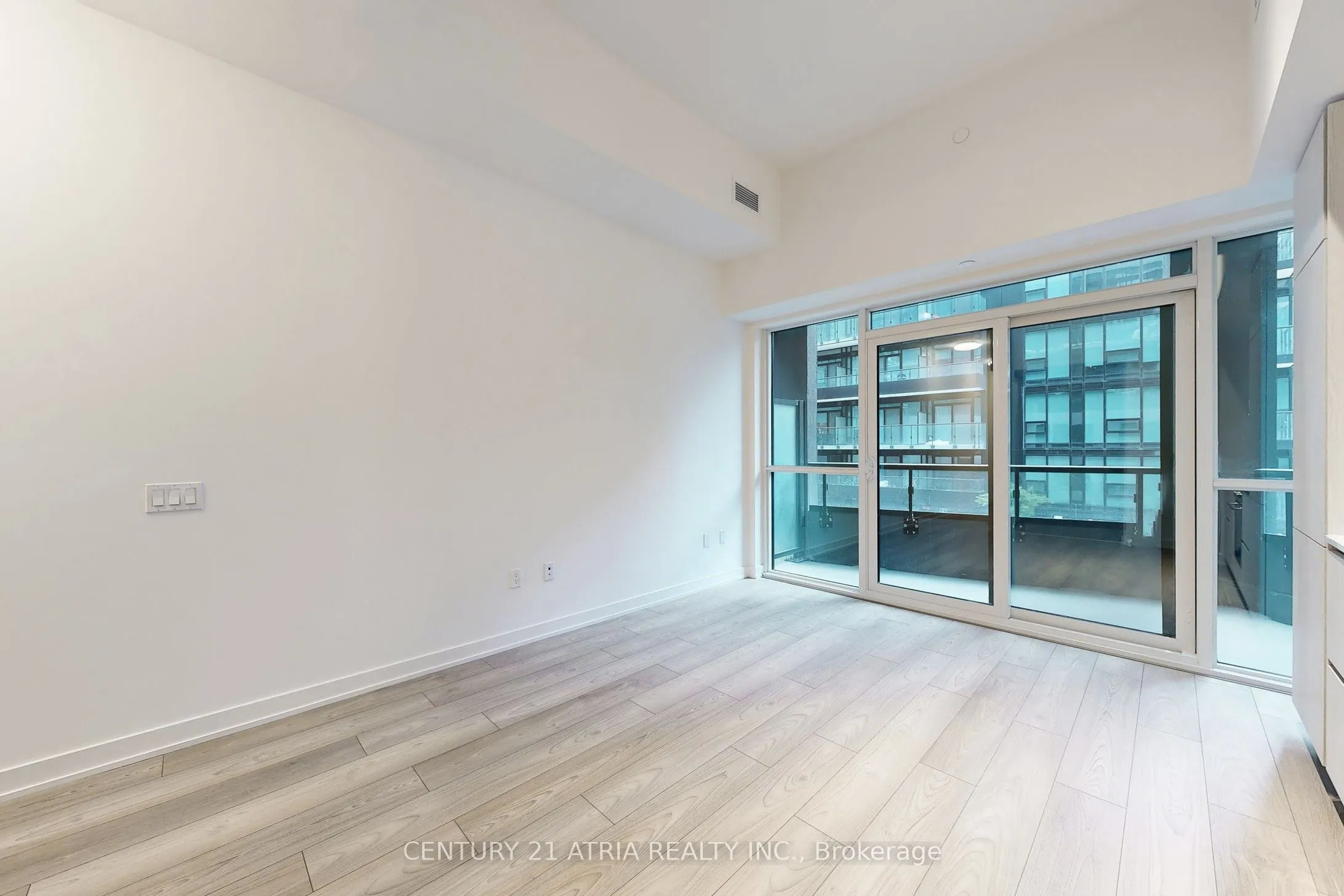 110 Broadway Avenue, #411