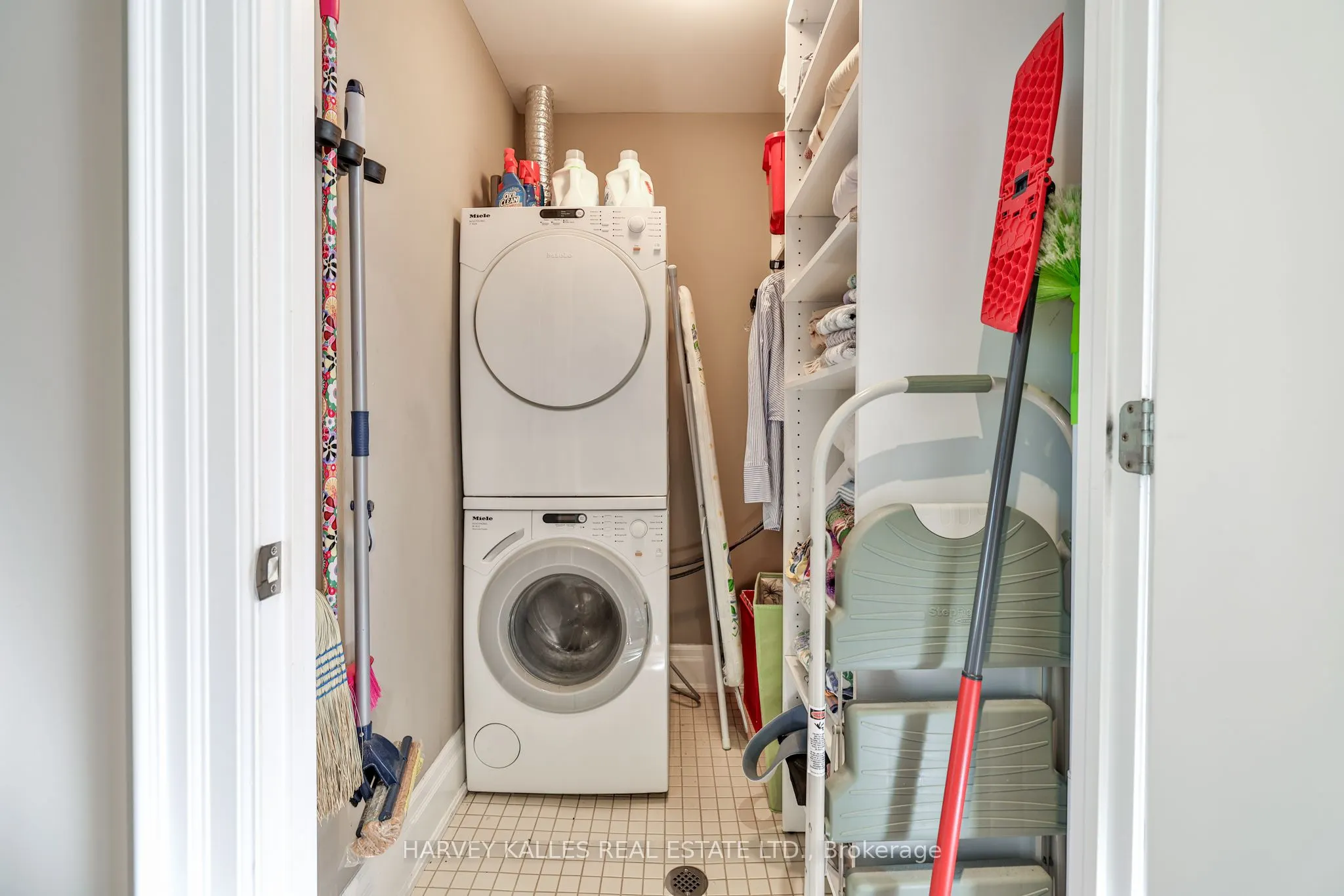 417 St Germain Avenue, #2