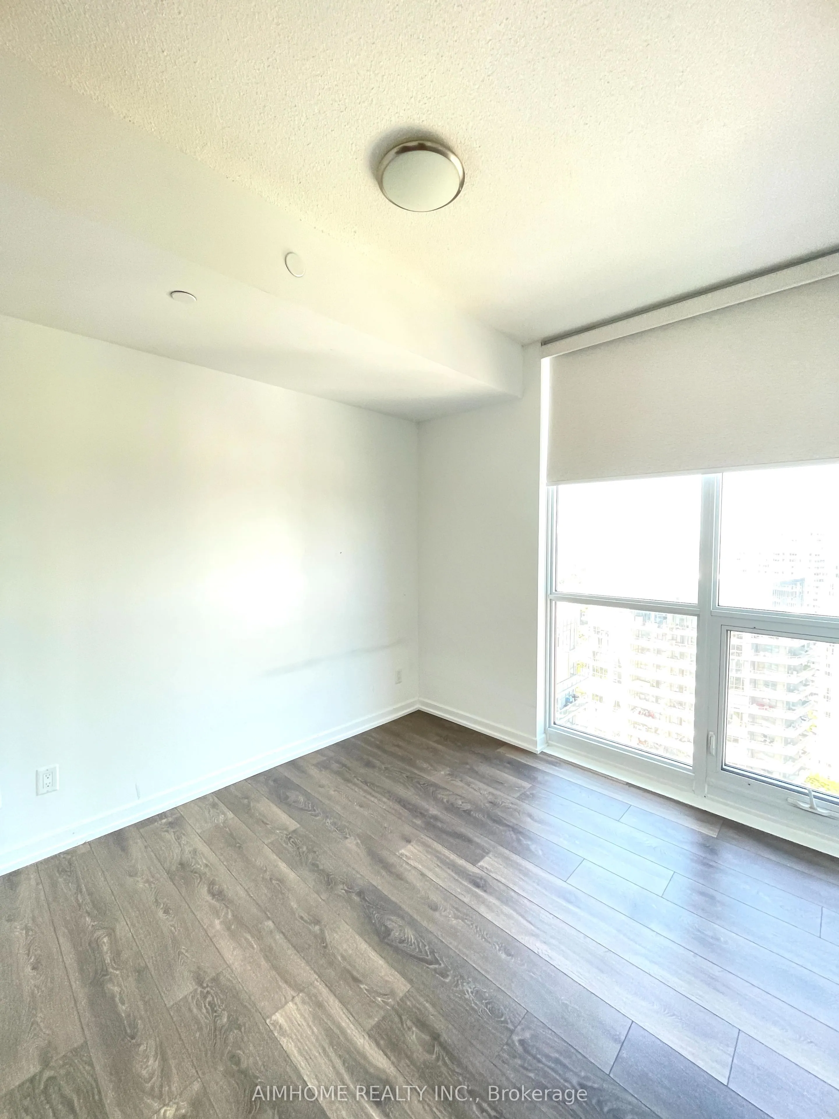32 Forest Manor Road, #2805