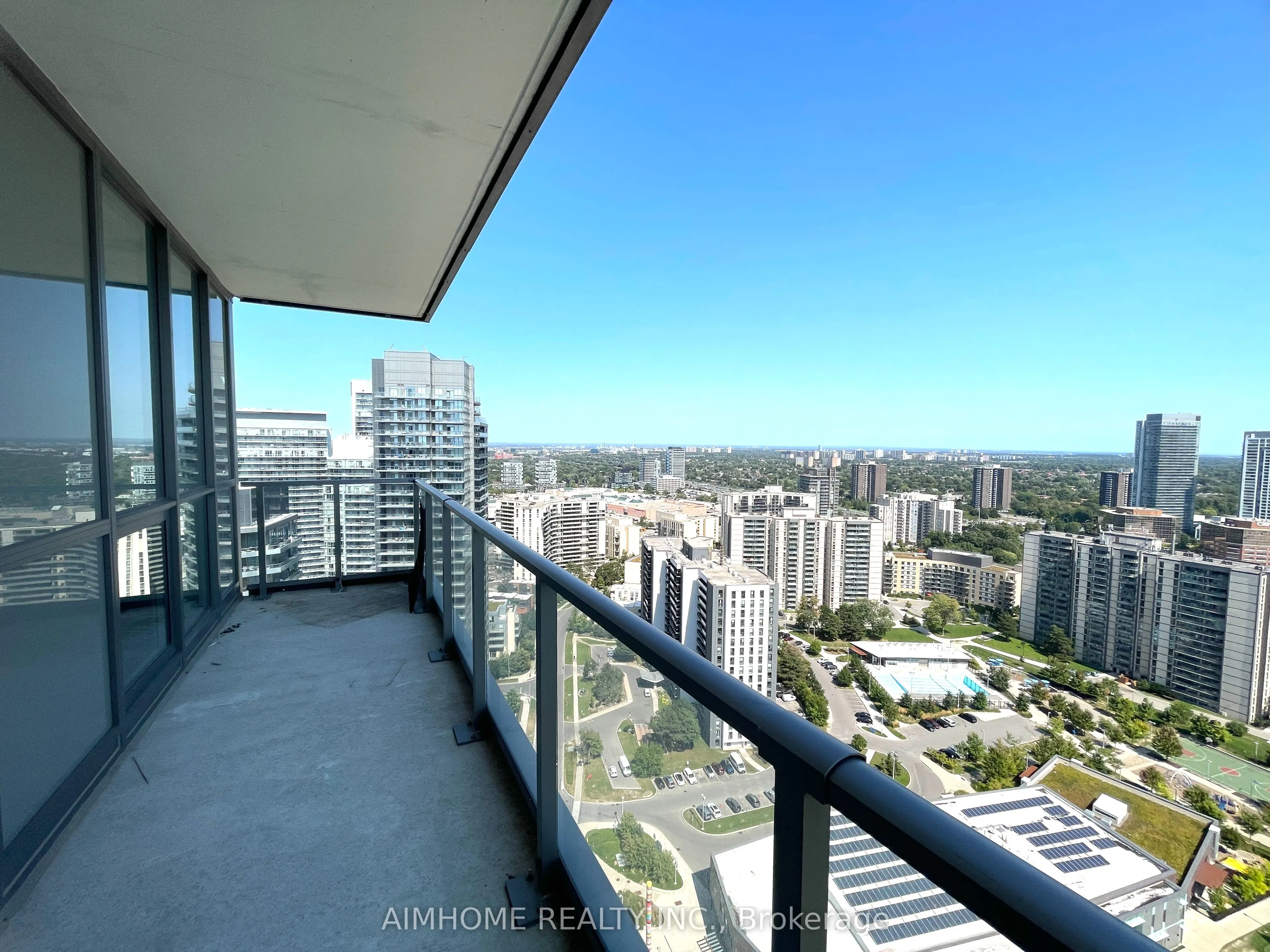 32 Forest Manor Road, #2805
