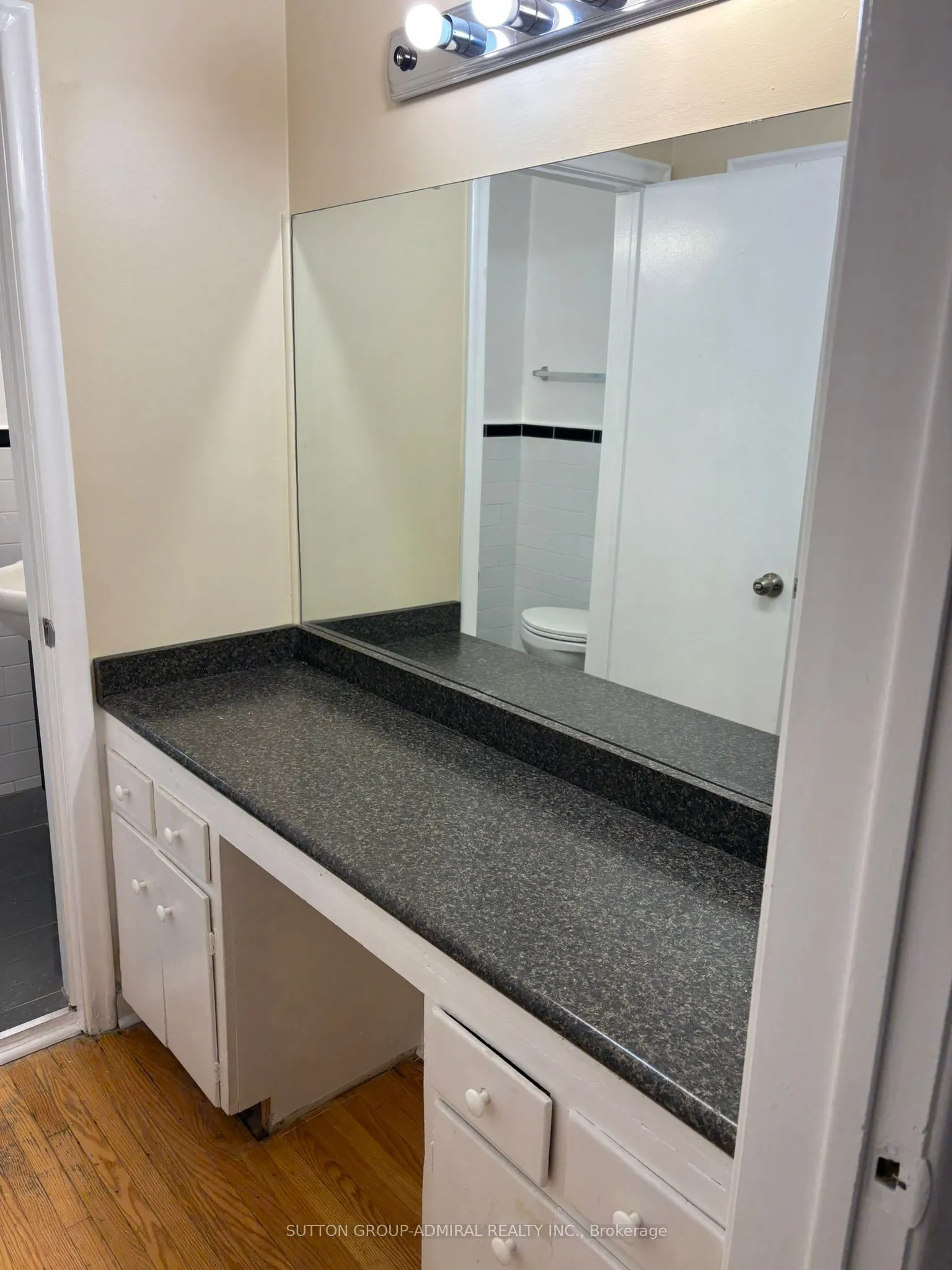 20 Meadowbrook Road, #2