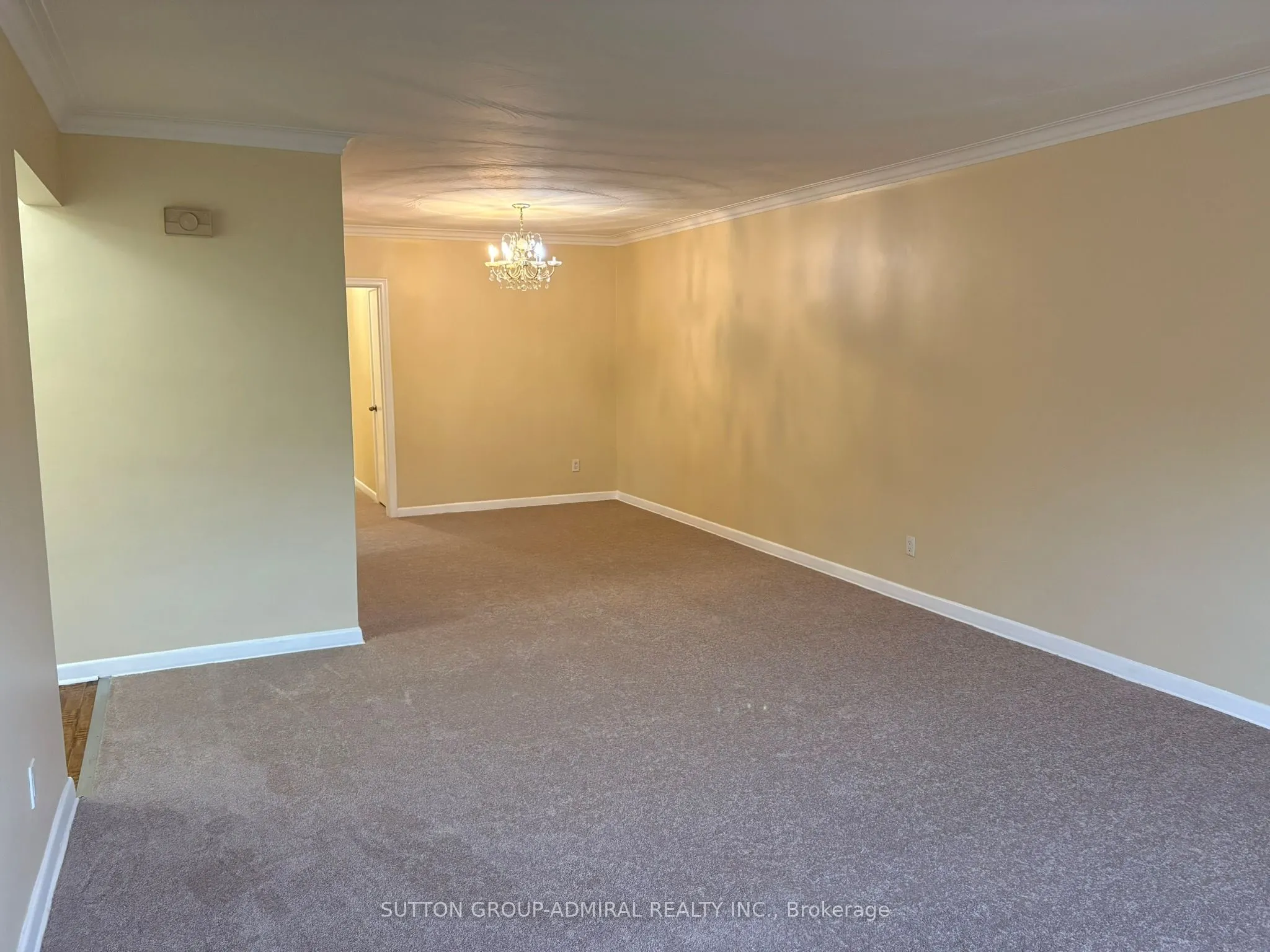20 Meadowbrook Road, #2