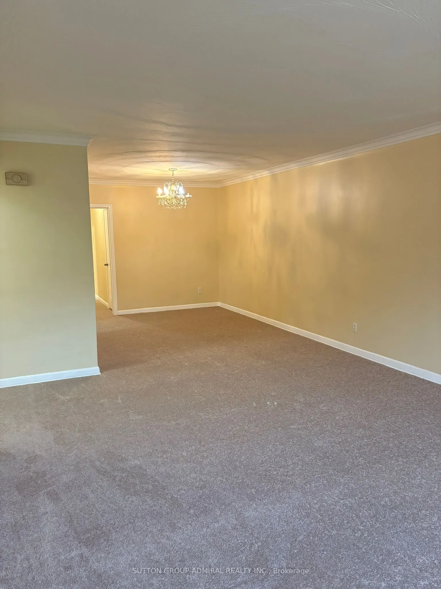 20 Meadowbrook Road, #2