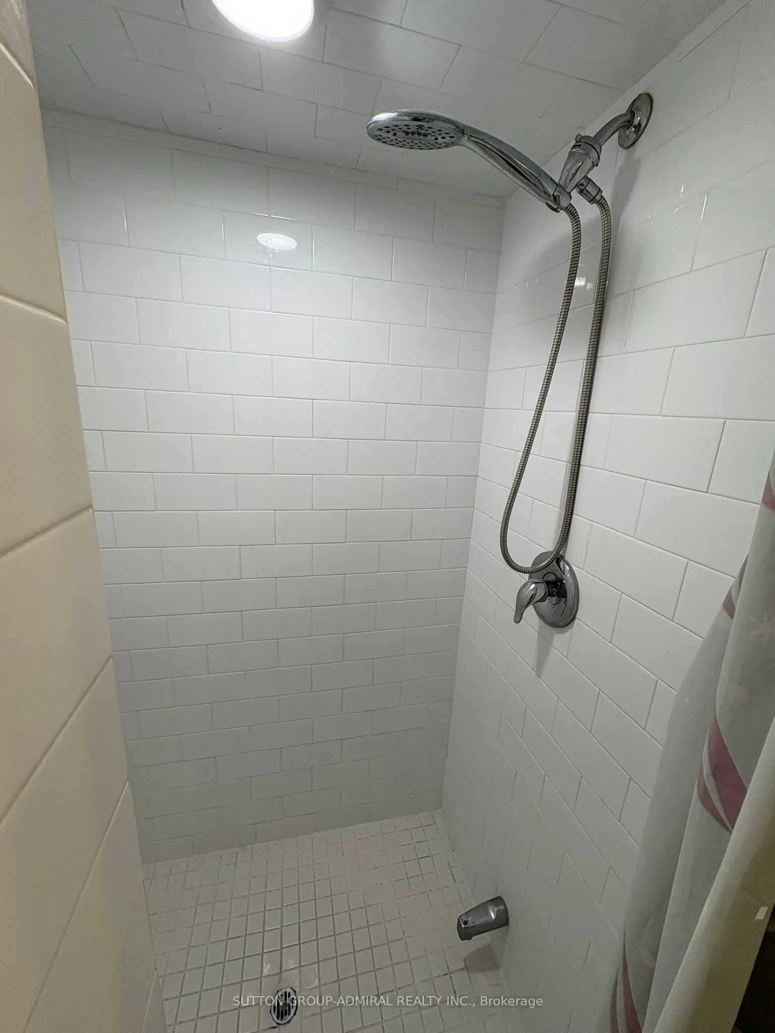 20 Meadowbrook Road, #2