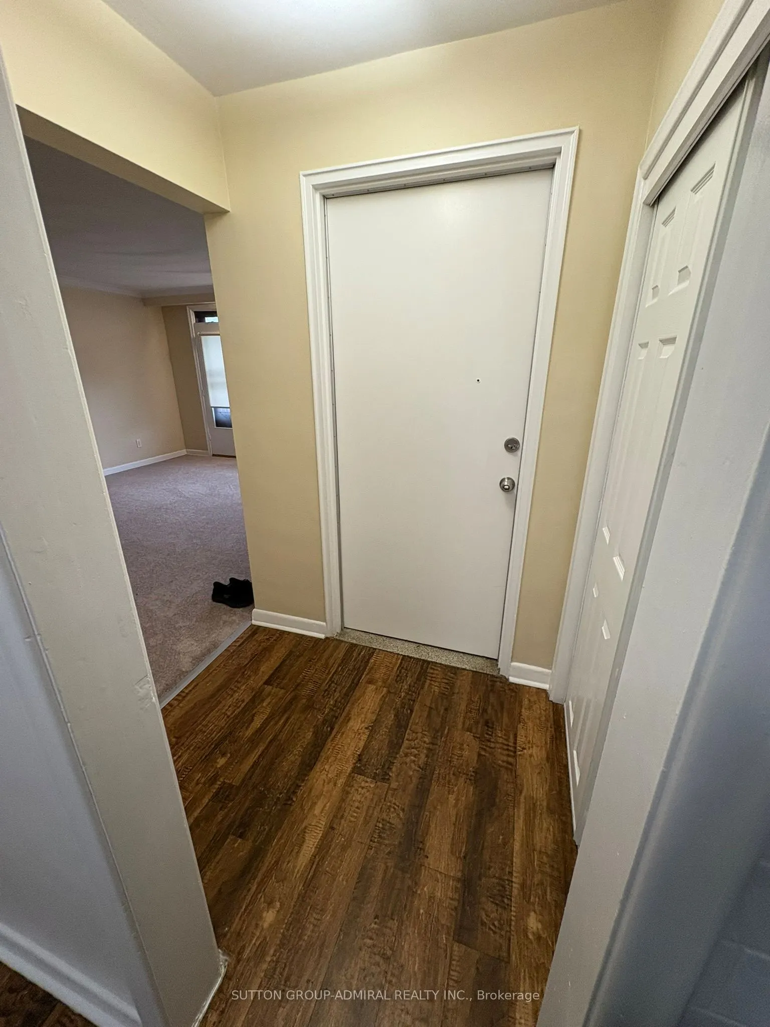 20 Meadowbrook Road, #2
