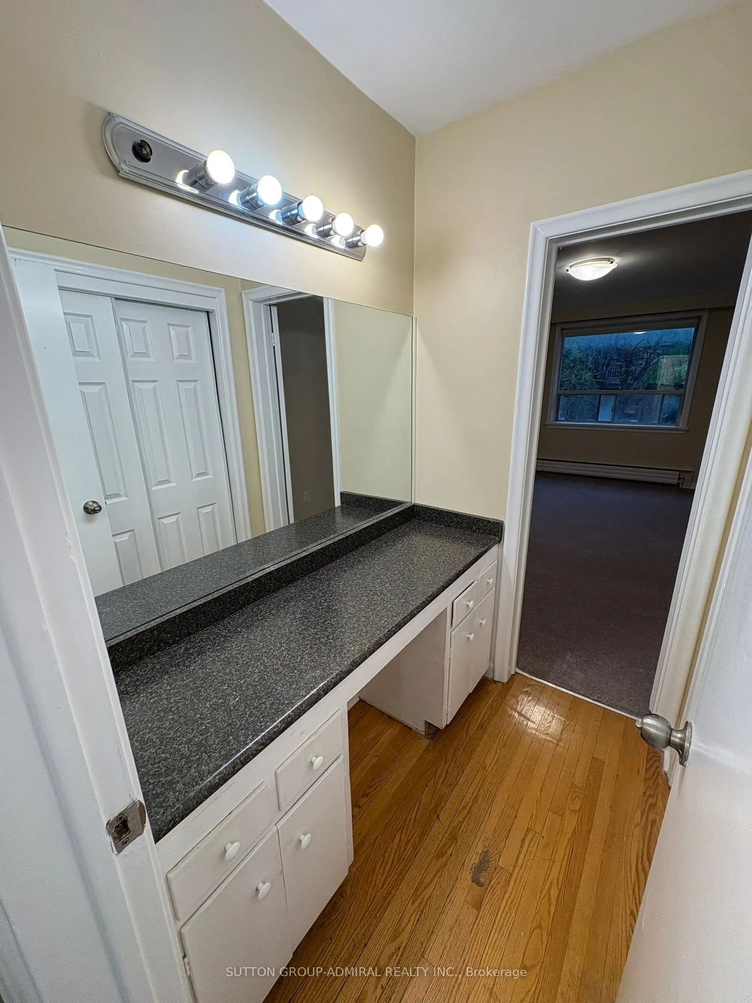 20 Meadowbrook Road, #2