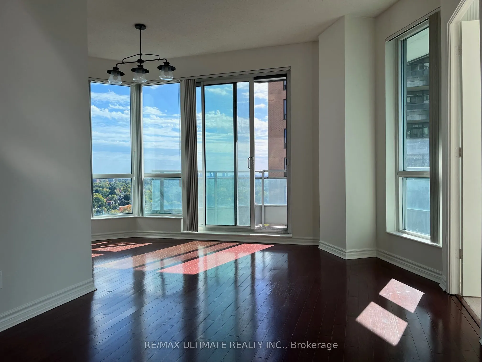 60 Byng Avenue, #1411