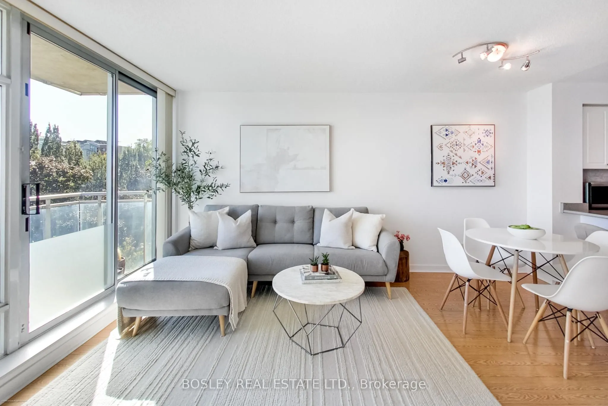 650 Queens Quay W, #508
