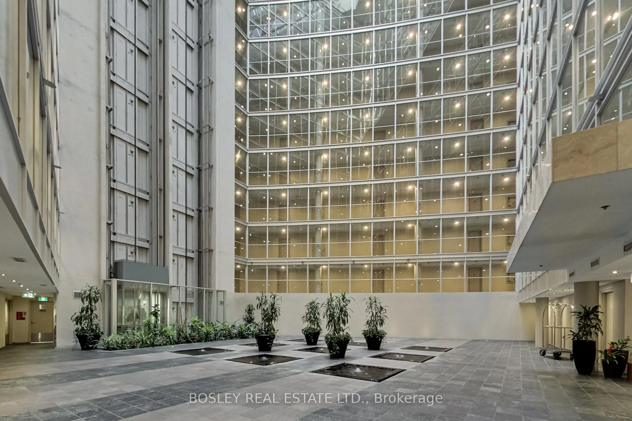 650 Queens Quay W, #508